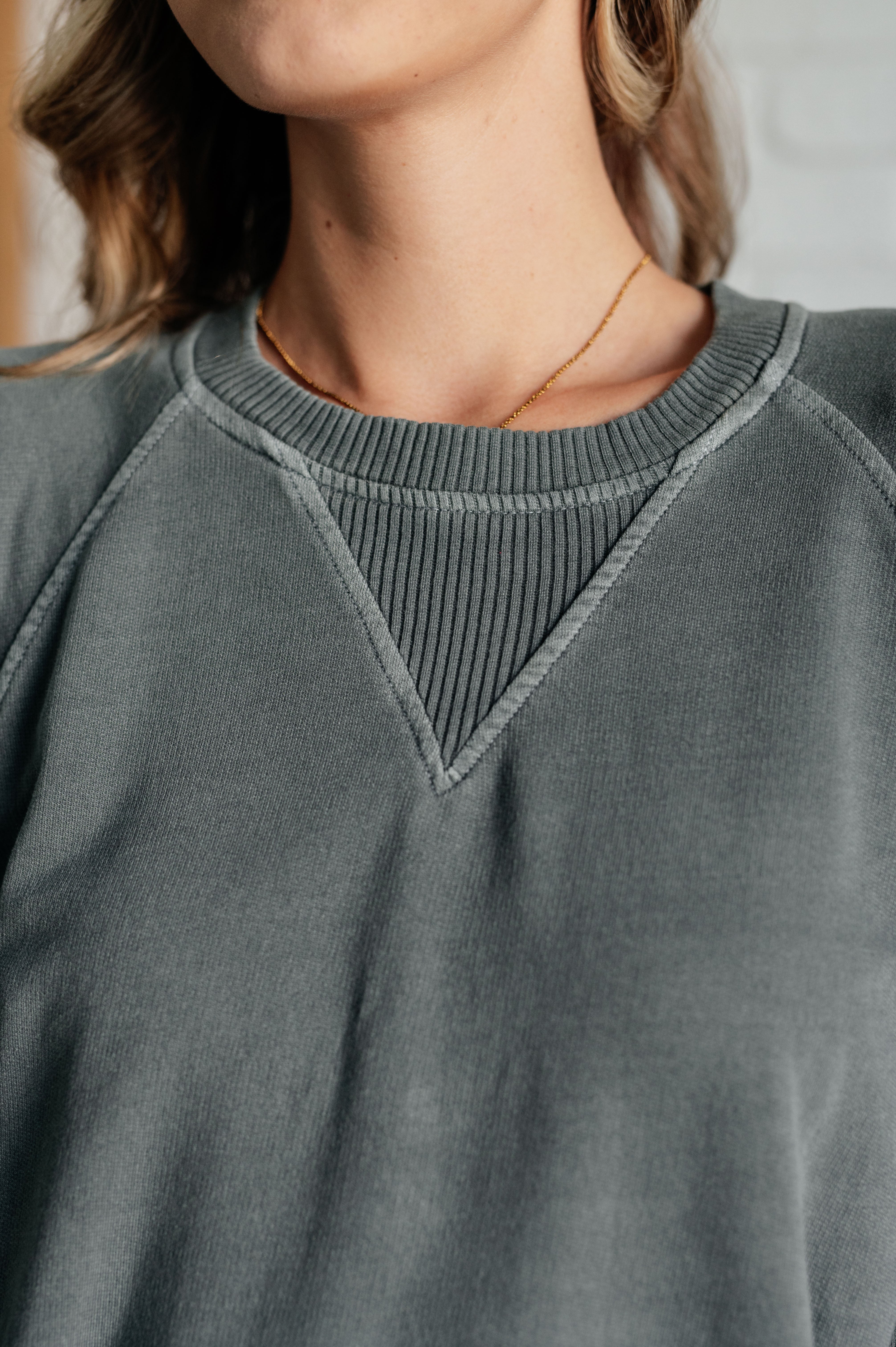 Best-Selling Ash Jade Sweatshirt for Women - Soft & Cozy Pullover for Casual Wear, Lounge, and Outdoor Activities