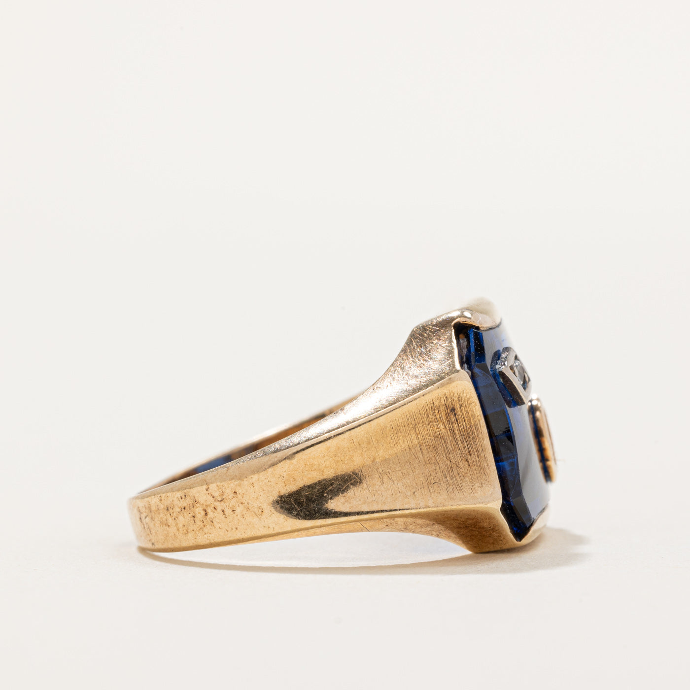 Blue & White Synthetic Spinel 'G' Signet Ring - 7.00ctw - Size 10 - Elegant Statement Jewelry for Men & Women - Perfect for Weddings, Anniversaries & Special Occasions