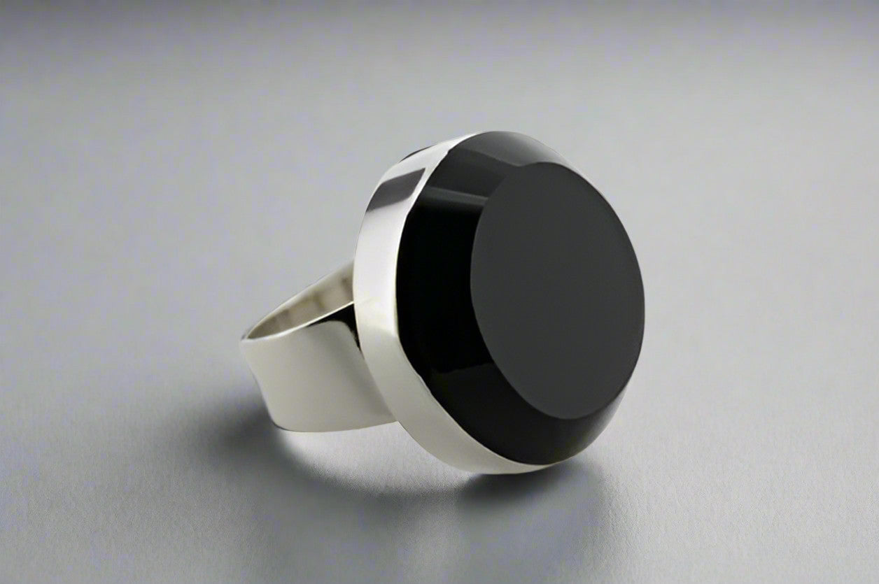 Onyx Circle Ring Sterling Silver 925 - Elegant Black Onyx Jewelry for Women, Men - Perfect for Everyday Wear, Gifts & Special Occasions