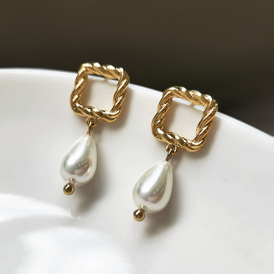 925 Sterling Silver Square Twisted Freshwater Pearl Earrings for Women | Elegant Dangle Drop Jewelry Gift for Birthday, Anniversary & Special Occasions | Perfect for Weddings, Parties & Everyday Wear