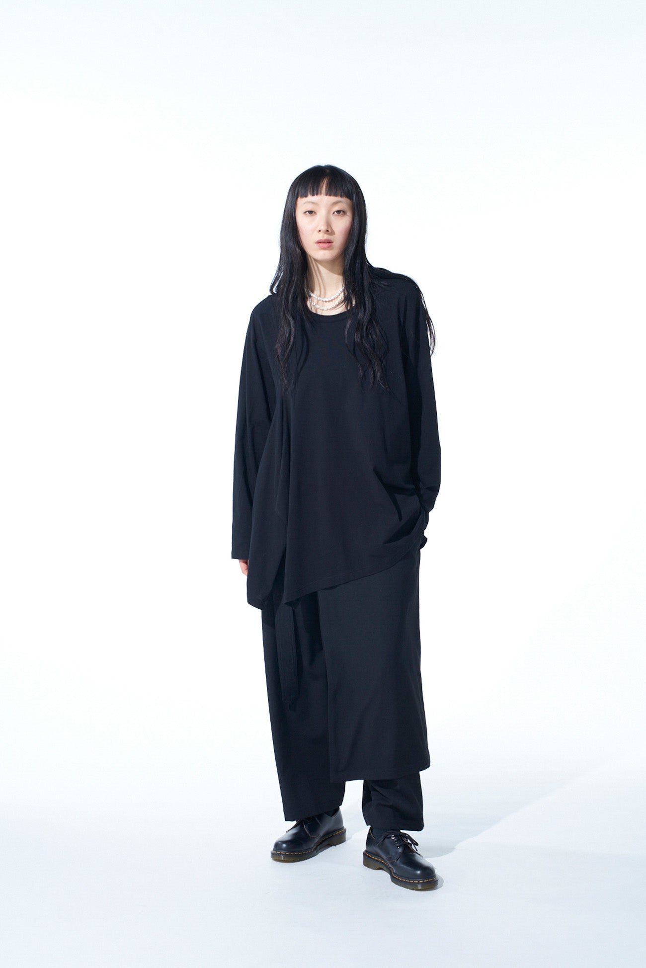Soft Cotton Jersey Fabric Long Sleeve Draped T-Shirt for Women - Comfortable Casual Wear for Everyday Outfits & Layering