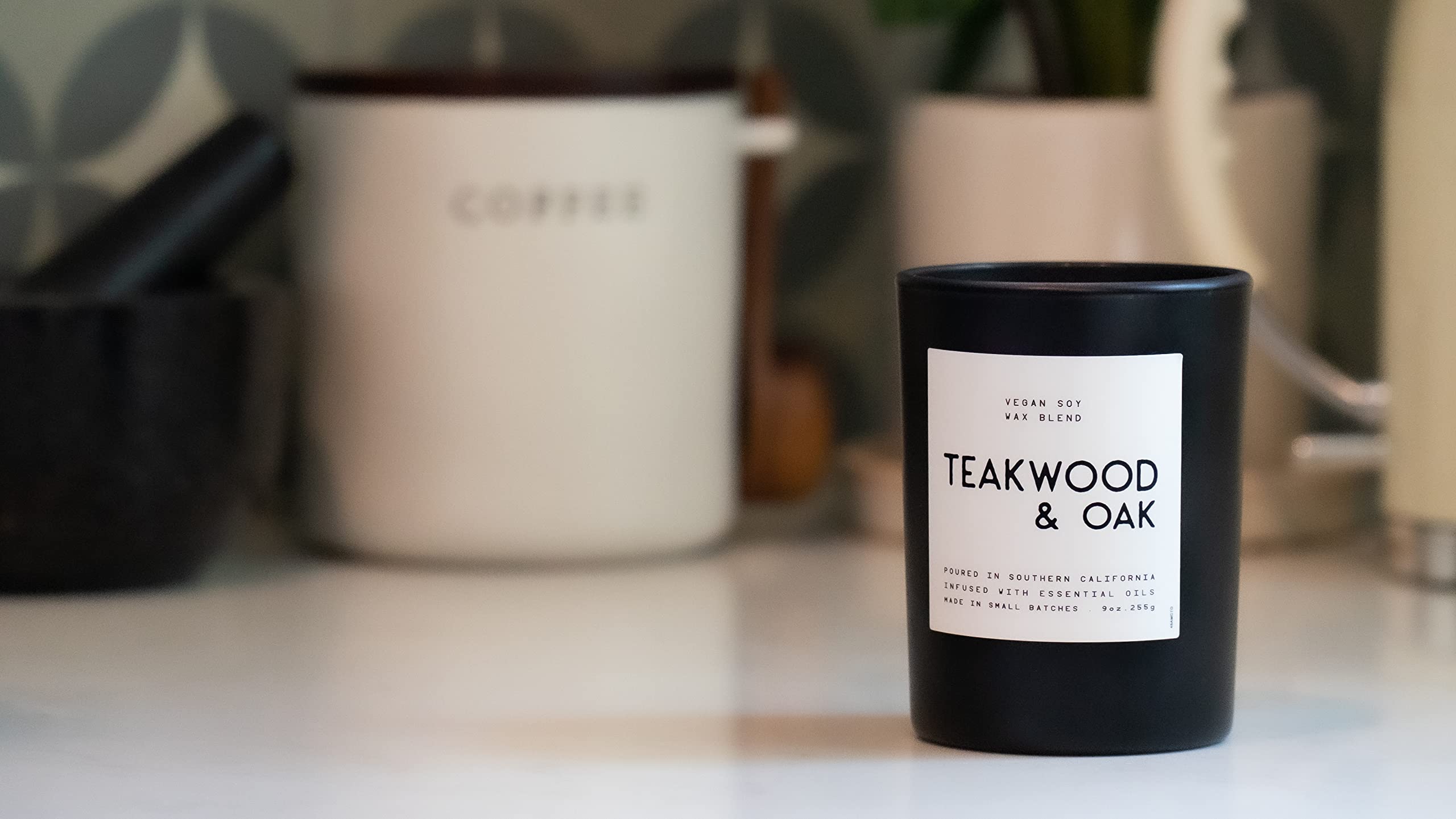 Leoben Co | Teakwood & Oak Scented Candles for Men | Small Batch Soy Wax with Natural Essential Oils | 40-Hour Burn Time | Vegan, Masculine Aromas | Perfect for Home Office, Man Cave & Gifts