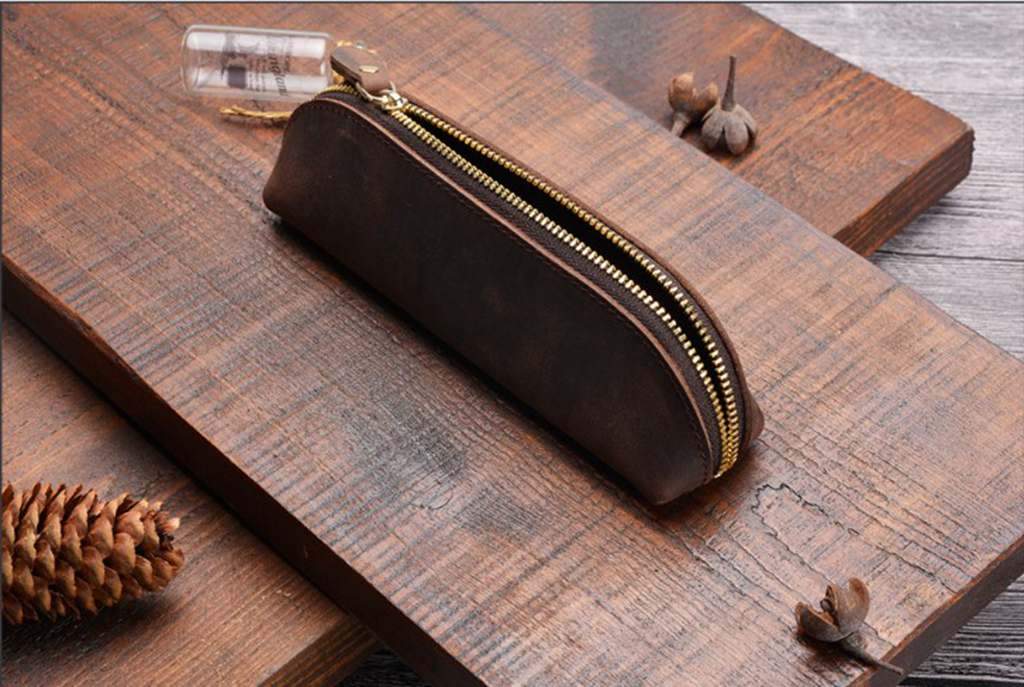 Personalized Engraved Leather Pen Holder - Premium Gift for Writers & Professionals - Perfect for Office, School & Travel Use