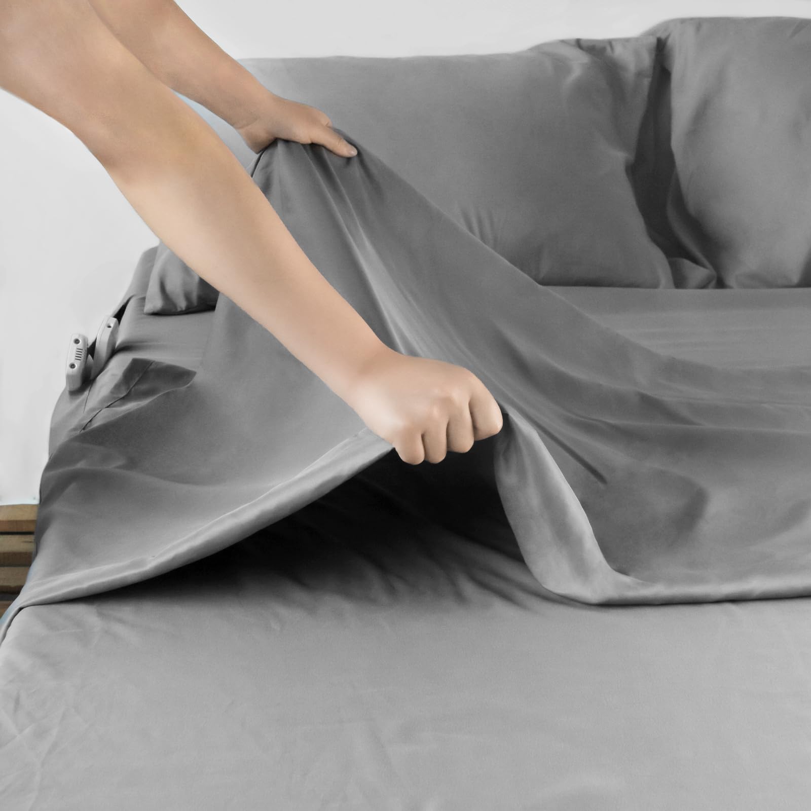 **Deep Pocket Twin Sheets Set for Kids Air Mattress - 4-Piece Fade-Resistant Bedding Set Fits 16-24 Inch Pillow Top Mattress (Grey) - Perfect for Sleepovers, Travel & Kids' Rooms**