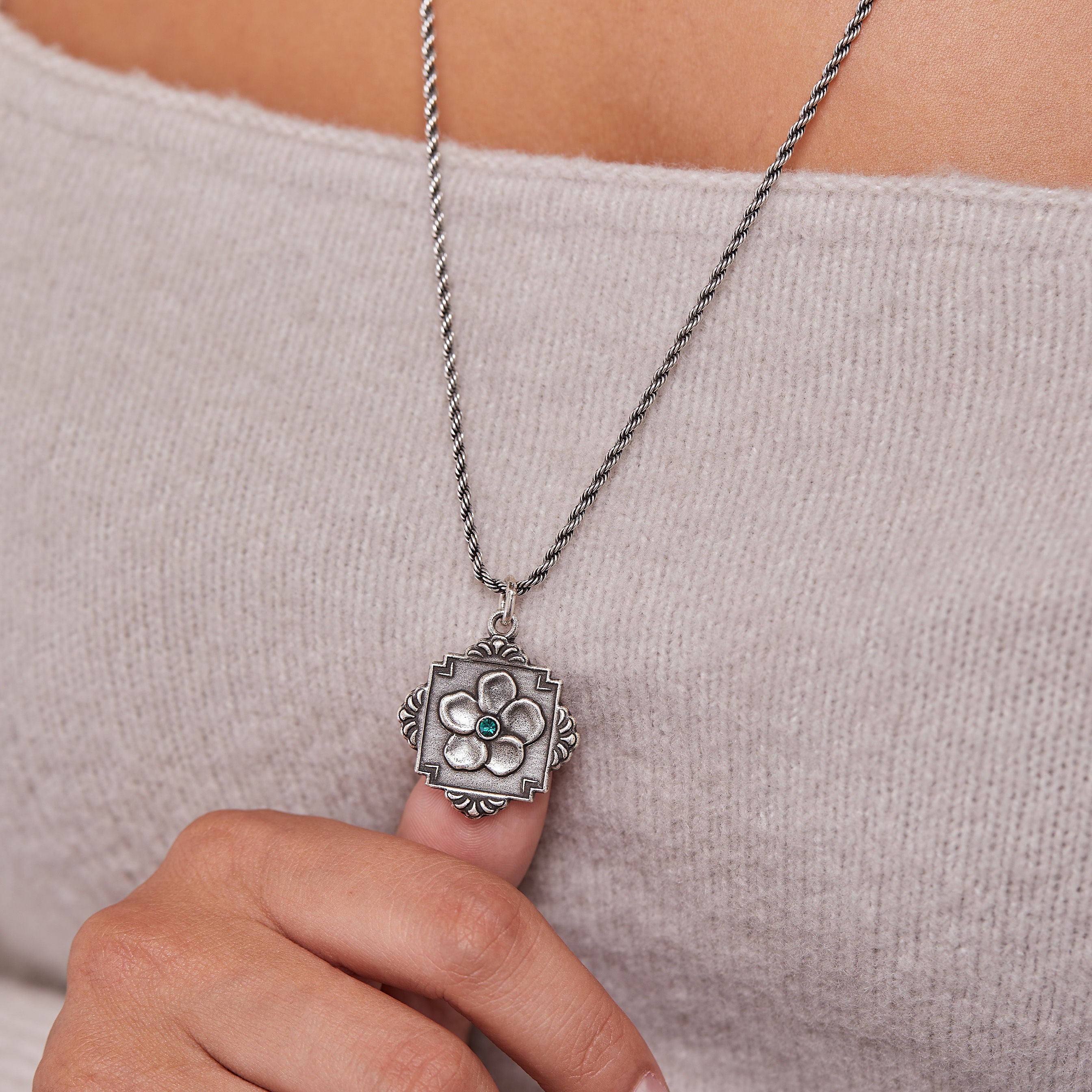 Buttercup Flower Charm Necklace - Dainty Gold Plated Floral Pendant Jewelry for Women - Perfect for Everyday Wear, Gifts & Special Occasions