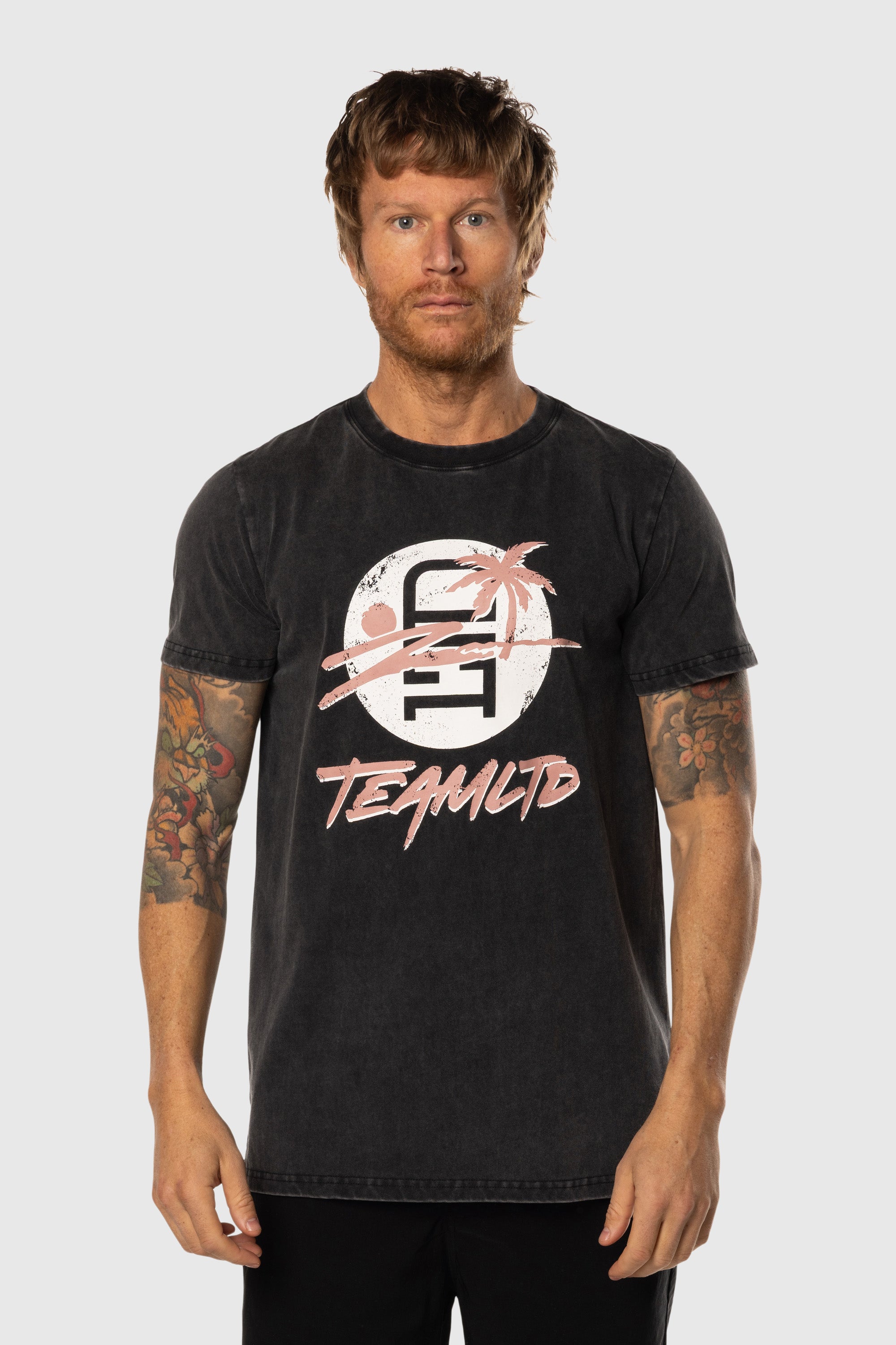 Vintage Black Logo Palm Print T-Shirt - Soft Cotton Tee for Men & Women - Casual Streetwear for Everyday Wear