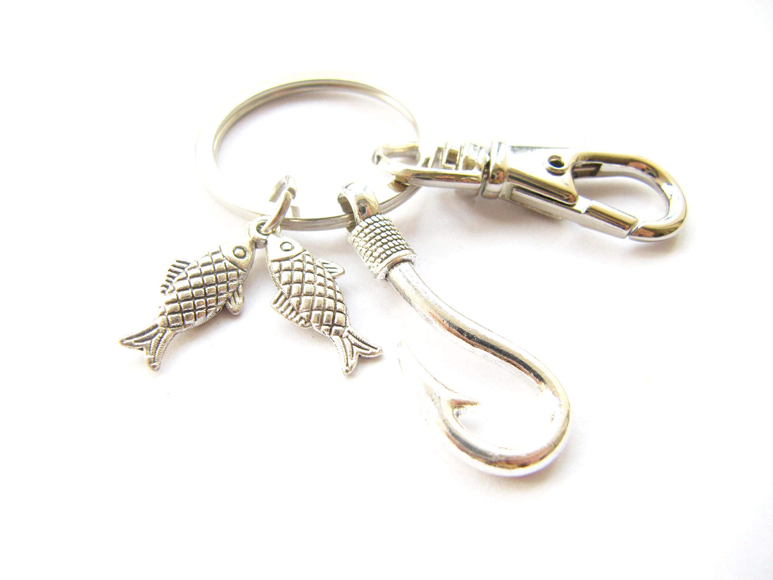 Fishing Hook and Fish Keychain - Custom Engraved Fisherman Keychain for Anglers - Personalized Fishing Gift for Men & Women - Perfect for Fishing Enthusiasts, Boat Keys, and Outdoor Adventures