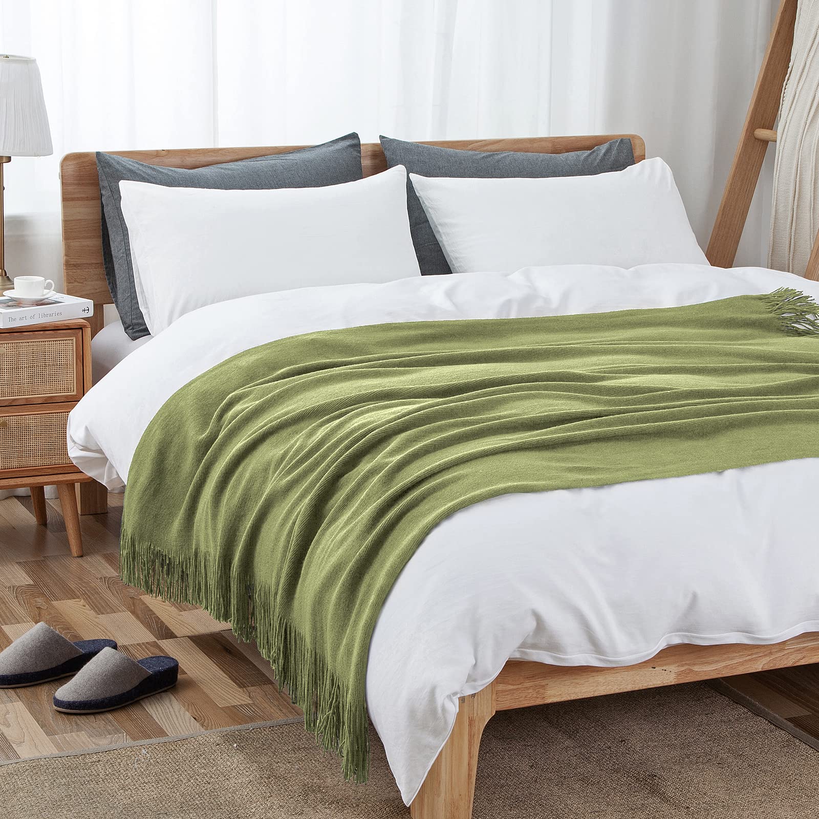 Vonty Olive Green Knitted Blanket with Tassels Fringe 50
