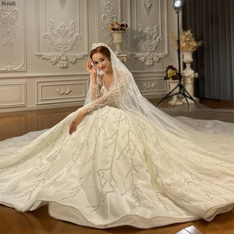 Off White Luxury Ball Gown Wedding Dress with Long Sleeves - Elegant Bridal Gown for Formal Weddings, Prom & Special Occasions