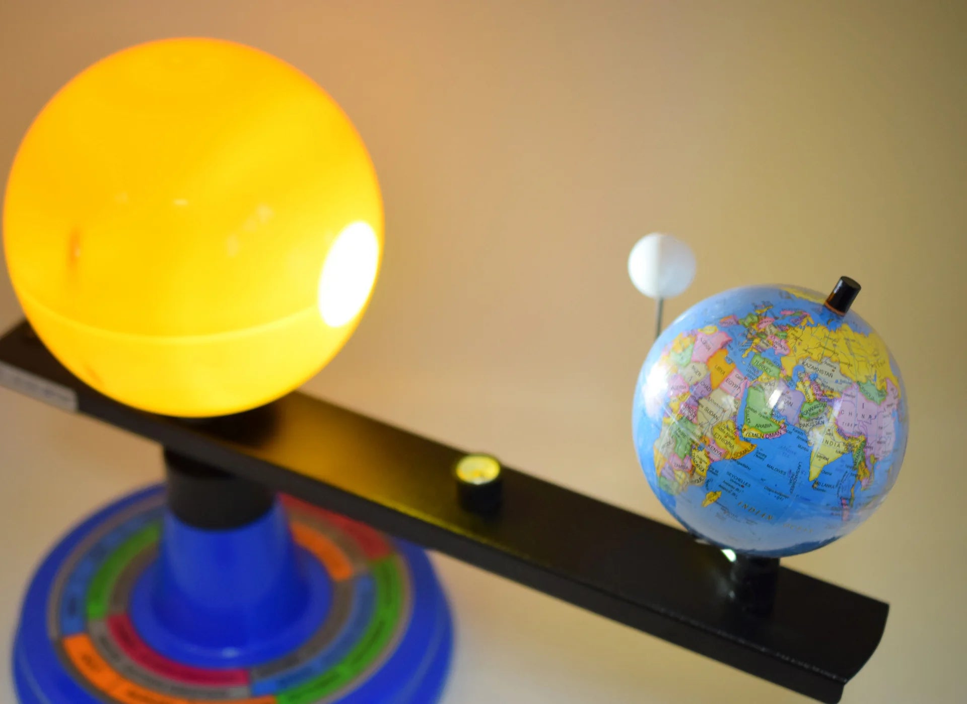 Eisco Sun Earth Moon Orbiter Model - Solar System Science Kit for Kids & Classroom Astronomy Education - Perfect for Learning Planetary Motion & Space Exploration