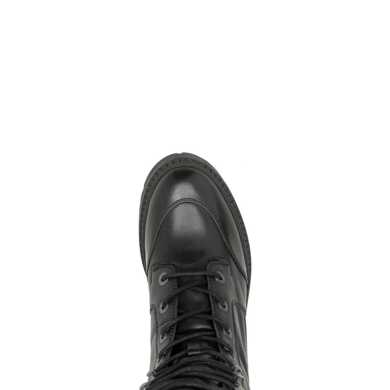 Kavan 7 Lace   Black