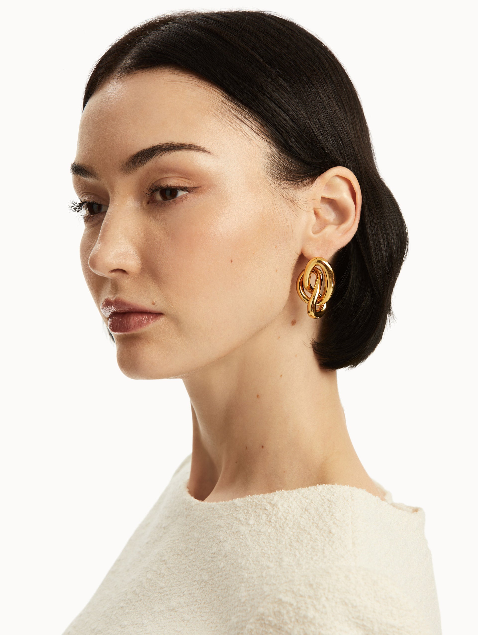 O Knot Earrings P25J906 Gold - Elegant Dangle Hoop Earrings for Women, Perfect for Parties, Weddings & Everyday Wear