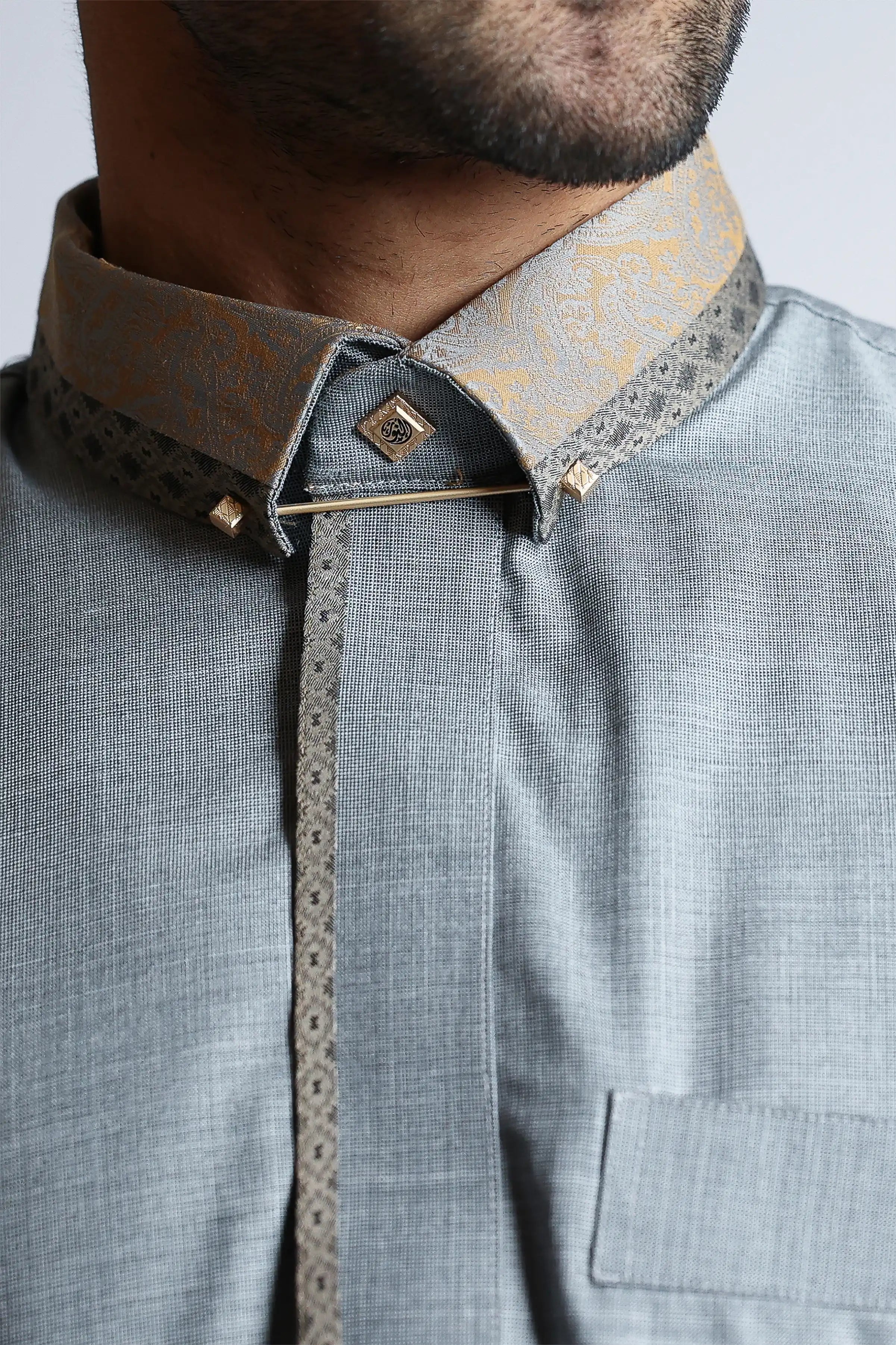 J136 C1 Link Water Blue Thobe for Men - Islamic Prayer Robe & Traditional Arabic Dress - Perfect for Eid, Ramadan & Special Occasions