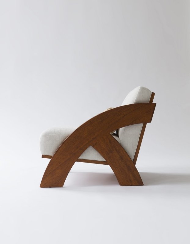 Modern Arc Lounge Chair - Ergonomic Wooden Designer Chair for Living Room, Patio & Outdoor Relaxation | Comfortable & Stylish Home Decor