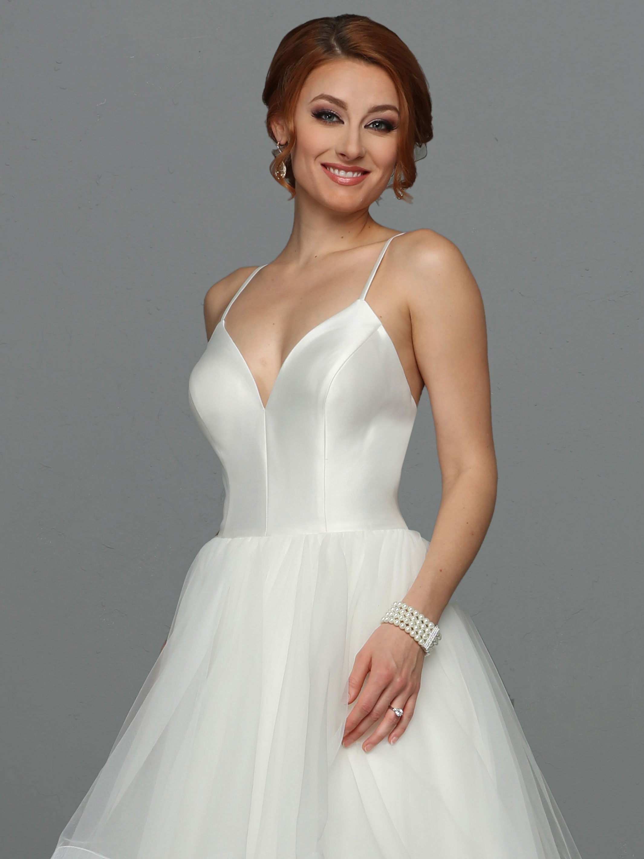 Leah Women's Fashion Sample Outfit - Perfect for Casual Wear, Parties, and Everyday Style