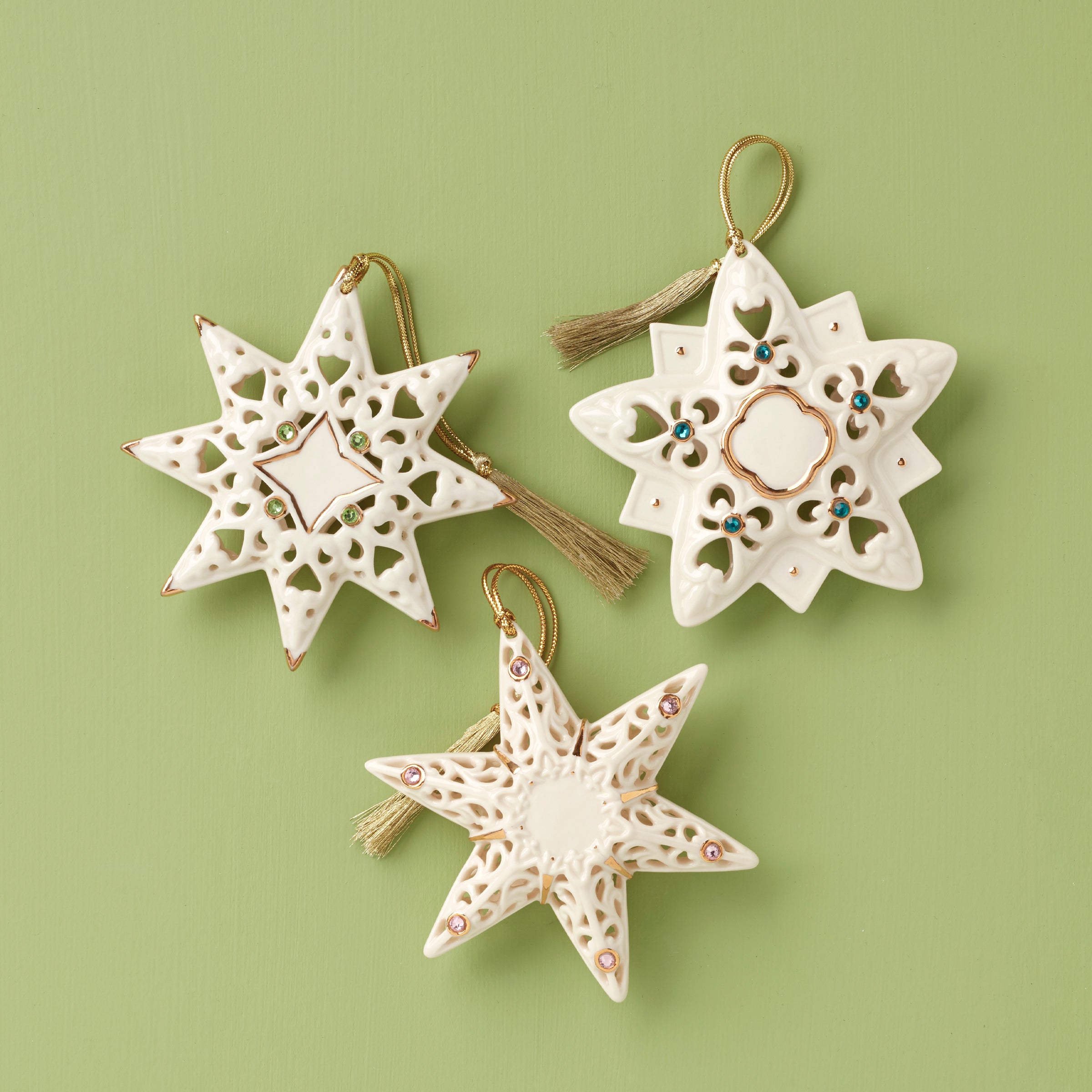 3-Piece Pierced Star Ornaments Set - Elegant Christmas Tree Decorations for Holiday Home & Party Decor