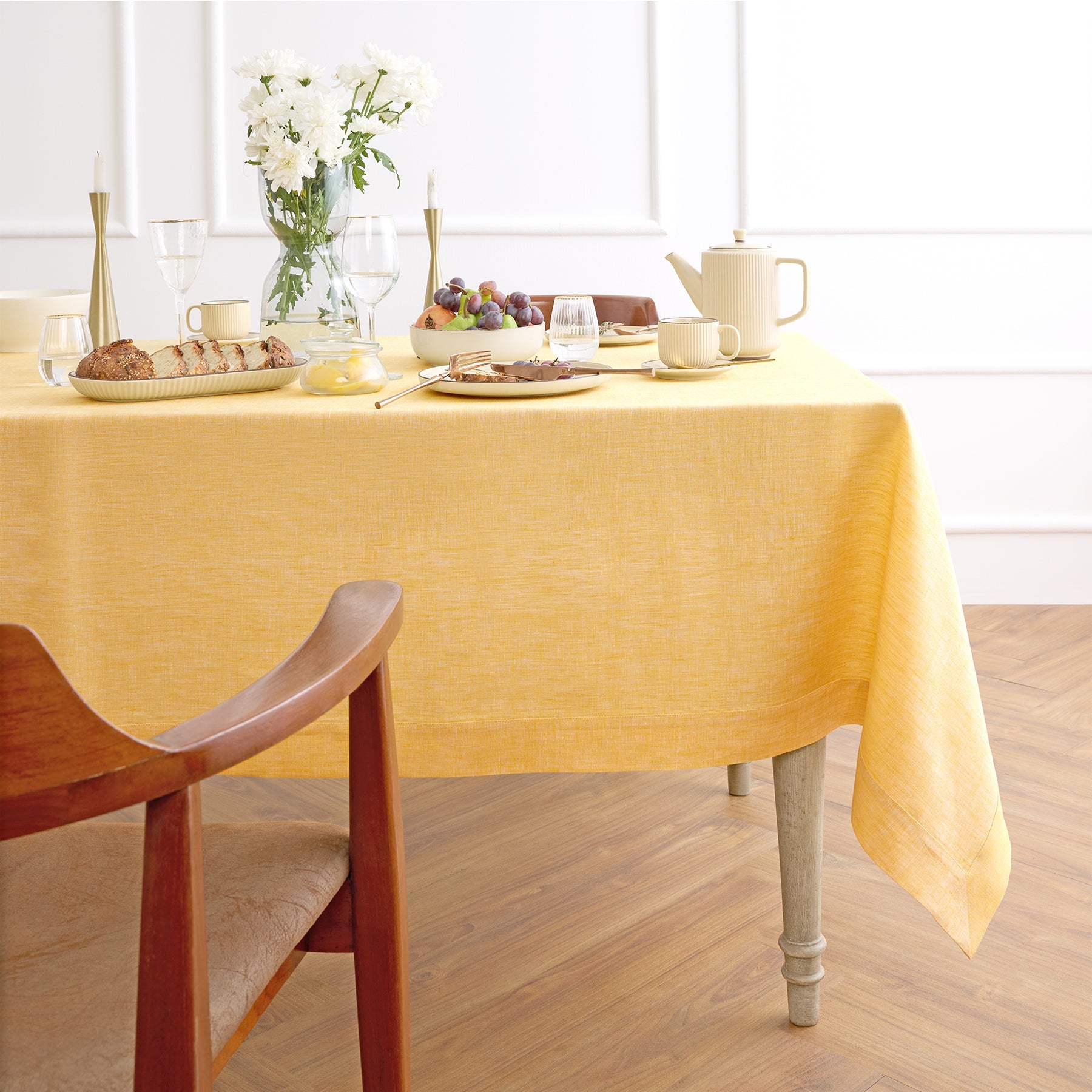 Premium Athena Tablecloth - Elegant & Durable Table Cover for Dining, Parties & Home Decor - Washable & Wrinkle-Resistant Fabric for Everyday Use