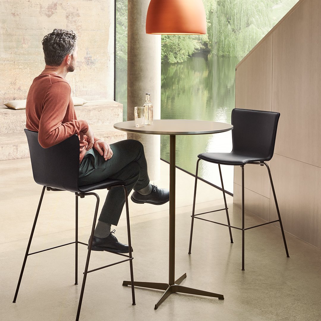 Round Bar Table - Modern & Stylish Counter Height Table for Kitchen, Dining Room, or Outdoor Patio - Perfect for Entertaining & Small Spaces