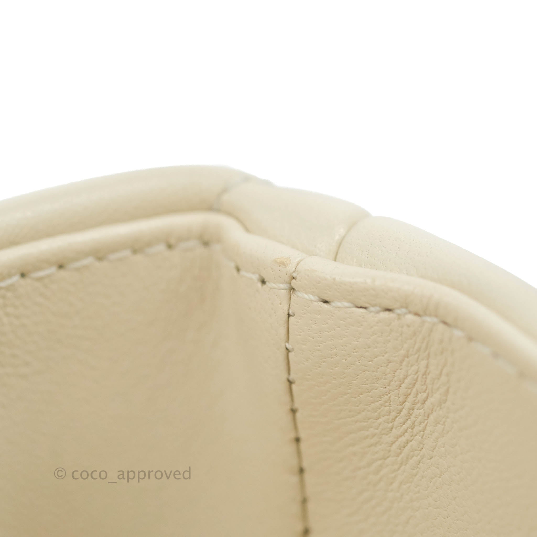 Chanel 19 Medium Flap Bag in Beige with Mixed Hardware - Luxury Designer Handbag for Women, Perfect for Work, Evening & Special Occasions