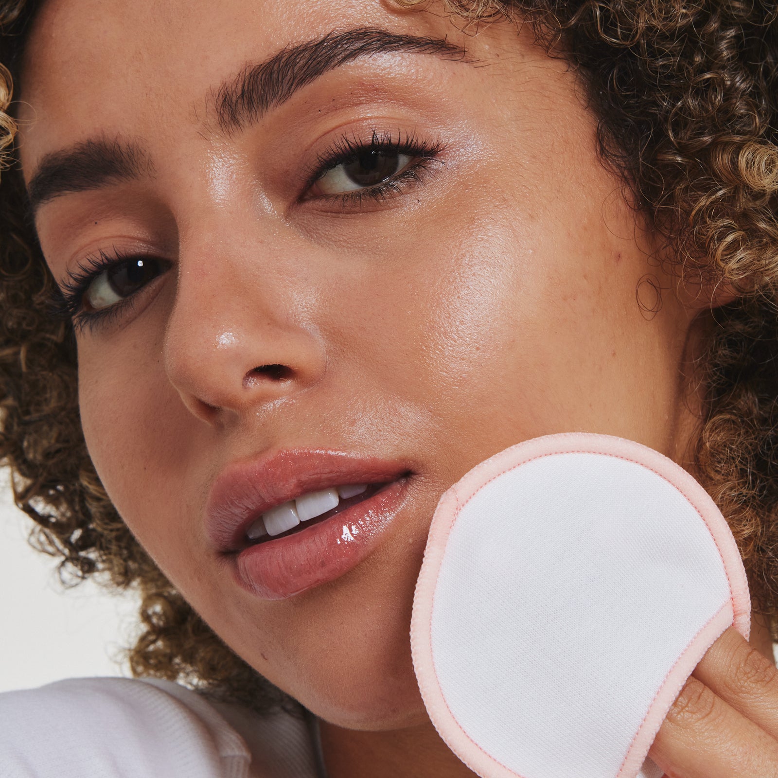 Best Clarifying Exfoliator for Acne-Prone Skin - Gentle Face Scrub for Blackheads & Pores - Perfect for Daily Skincare Routine & Pre-Makeup Prep