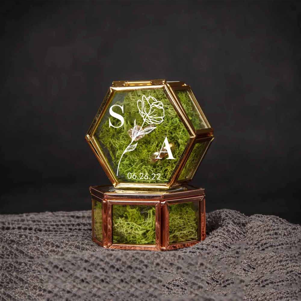 Custom Glass Ring Box with Moss & Artificial Flower Petals - Geometric Jewelry Storage for Engagement Rings, Earrings & Wedding Gifts - Perfect for Valentine's Day, Birthdays & Proposal Moments