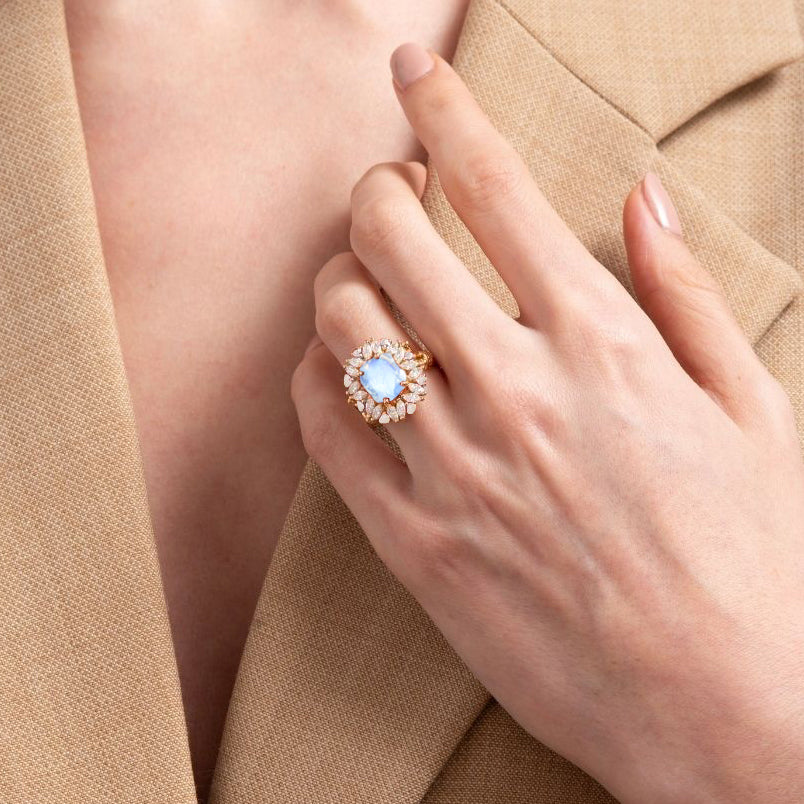 White Rainbow Moonstone Gold Statement Ring for Women – Elegant Wedding, Engagement & Party Jewelry Gift