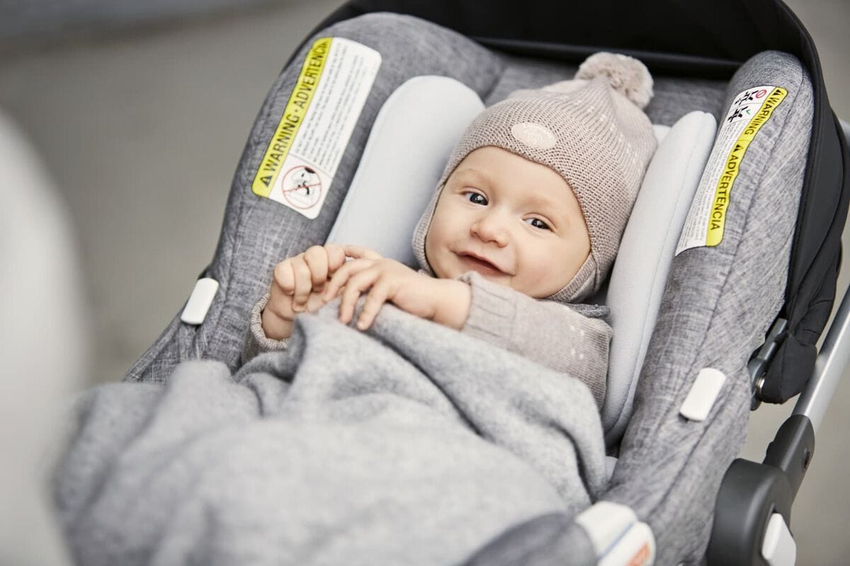 Stokke Pipa by Nuna Lightweight Infant Car Seat - Premium Safety Certified Baby Carrier for Newborns to 35 lbs - Perfect for Travel & Daily Commutes