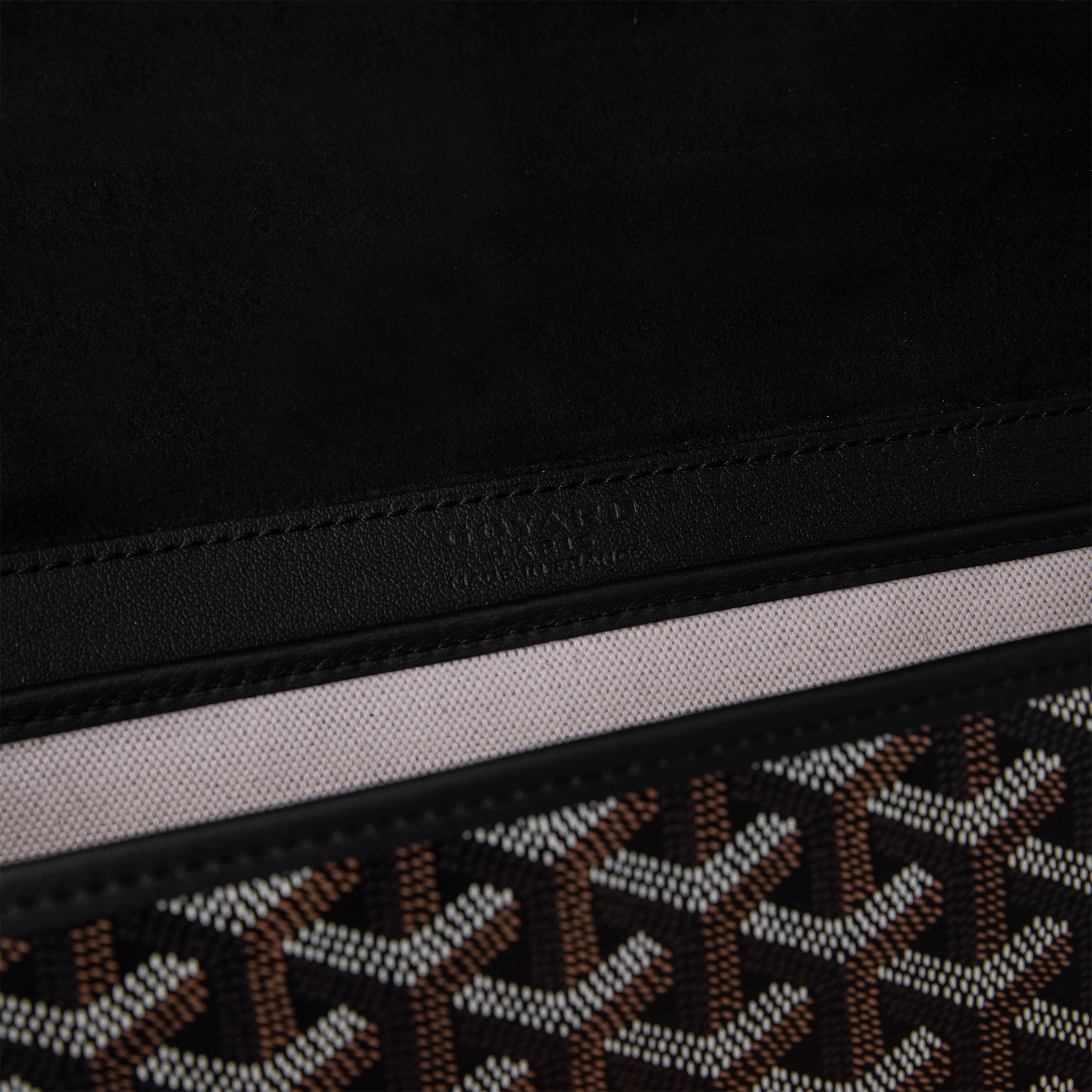 Goyard Coursier Black Messenger Bag for Men & Women - Stylish & Durable Crossbody Bag for Work, Travel & Everyday Use