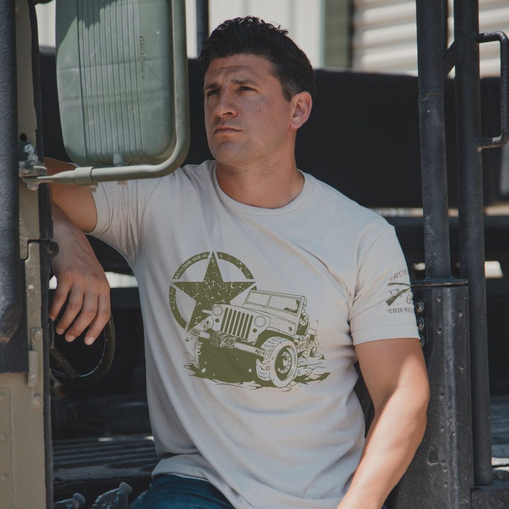Ol' Faithful Vintage T-Shirt - Soft Cotton Sand Color for Men & Women - Perfect for Casual Wear, Travel & Outdoor Adventures
