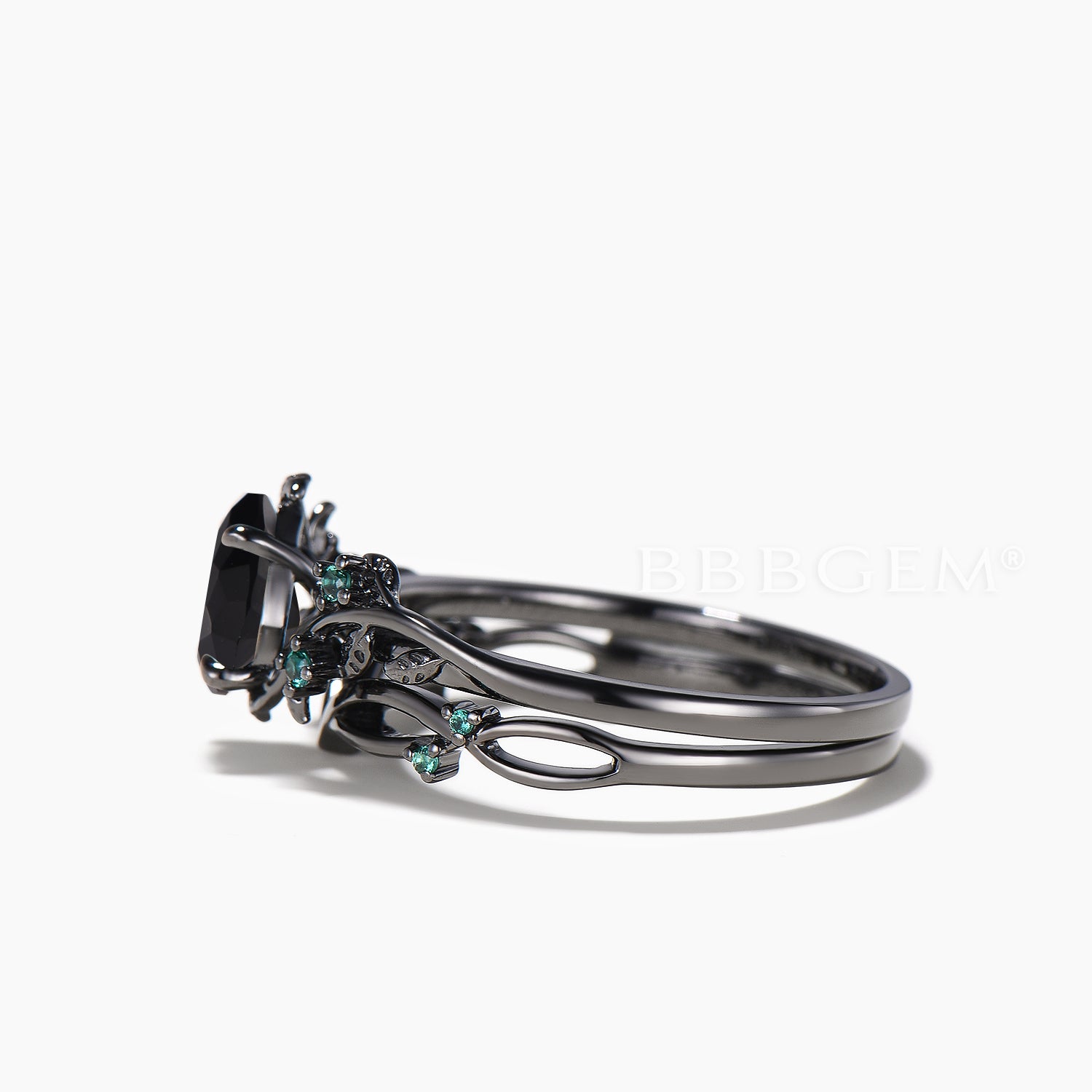 Natural Black Onyx Pear Cut Leaf Design Black Gold Ring - Emerald Inspired Bridal Jewelry Set for Wedding, Engagement & Nature-Themed Occasions