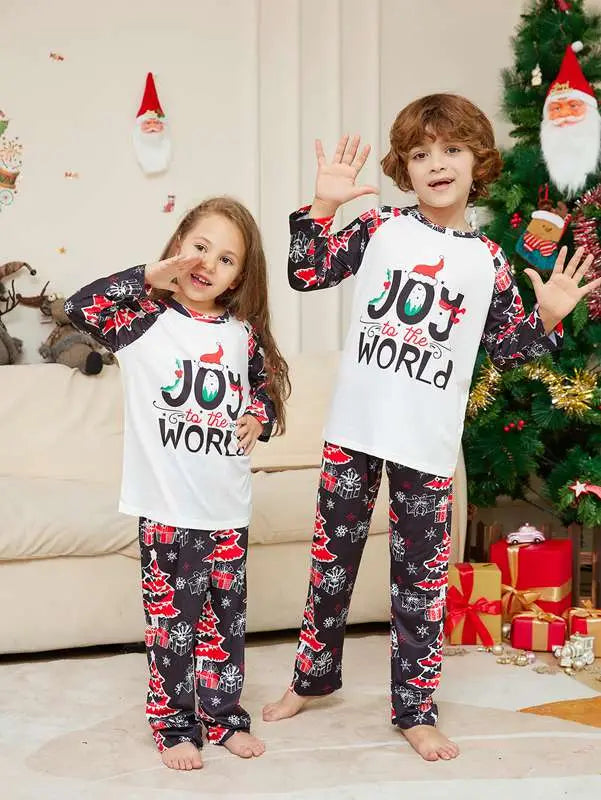Funny Family Christmas Pajama Sets - Matching Holiday PJs for Family Photos & Cozy Nights