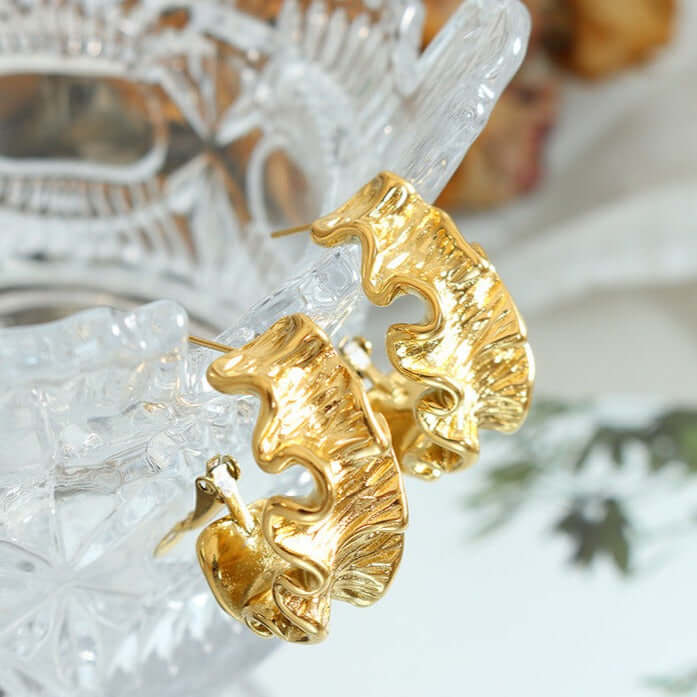18K Gold Crinkle Huggie Hoop Earrings for Women | Trendy Everyday & Party Jewelry | F219