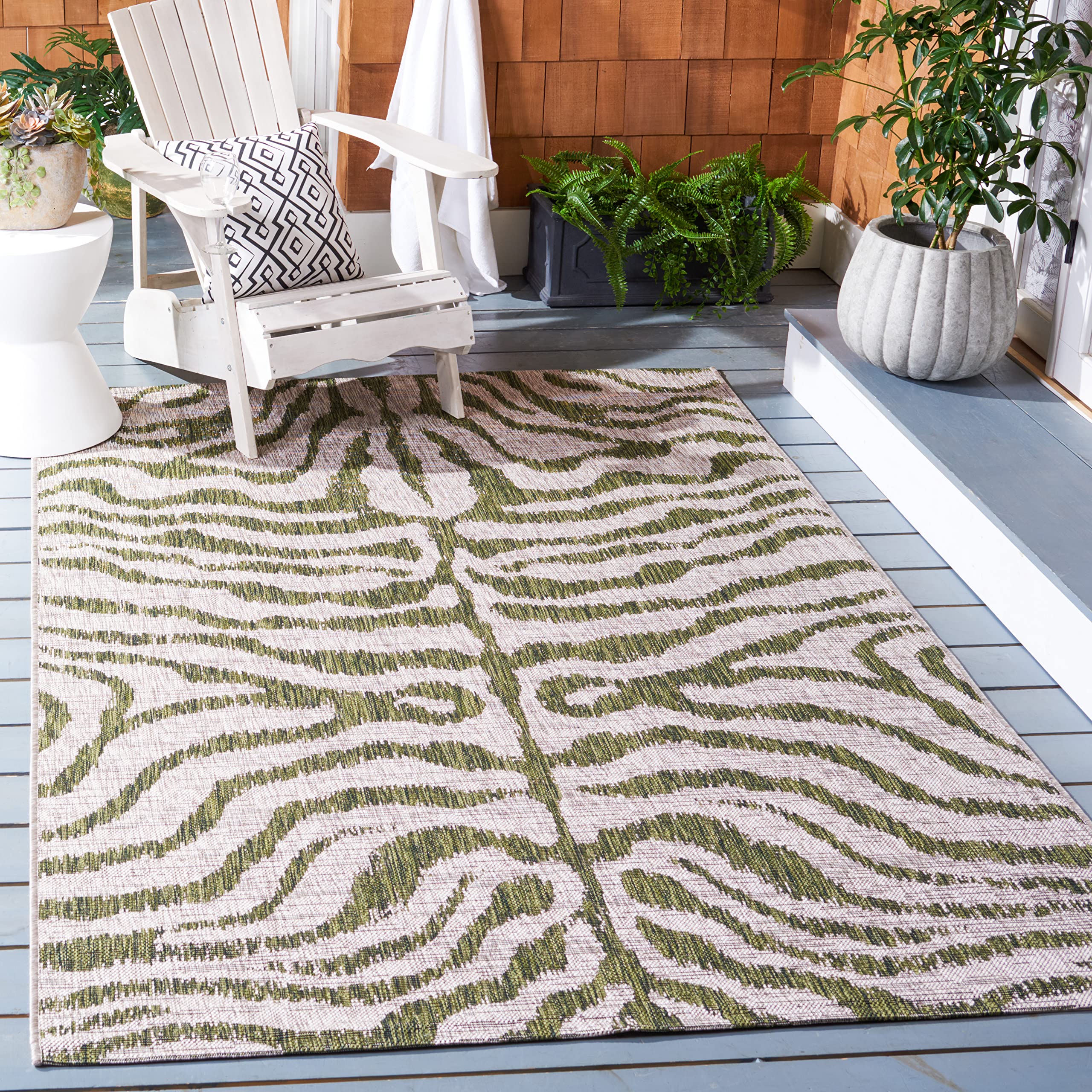 SAFAVIEH Courtyard Collection 6'7