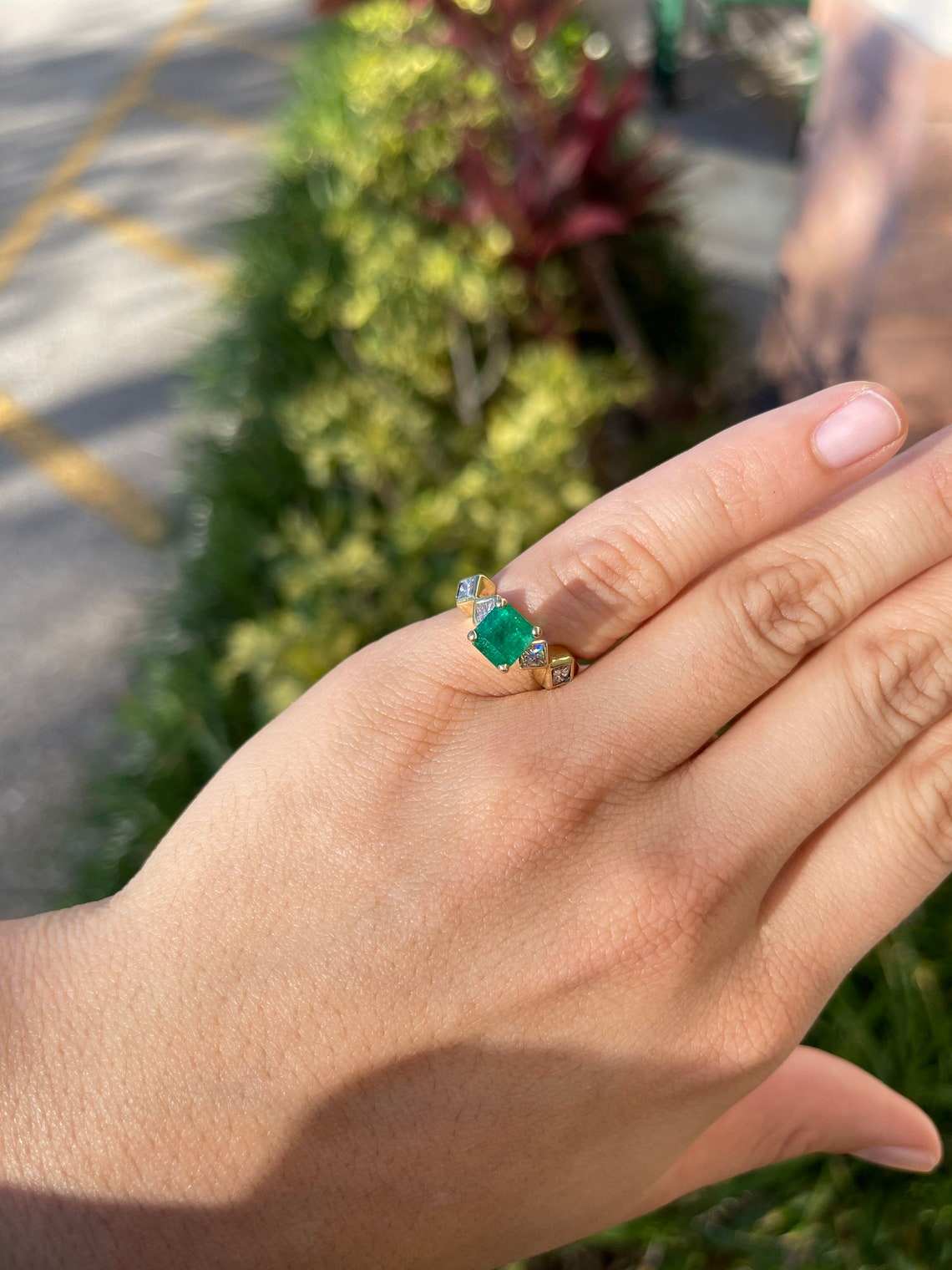 1.97tcw Colombian Emerald & Princess Cut 14K Gold Anniversary Ring for Women - Perfect Gift for Wife, Mother, Daughter on Birthday, Valentine's Day or Anniversary