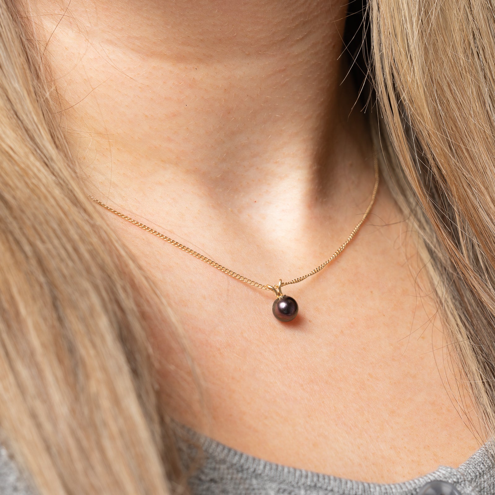 14K Yellow Gold Cultured Pearl Pendant Necklace - 2.85ct Pear-Shaped Pearl Jewelry for Women - Perfect for Weddings, Anniversaries & Special Occasions