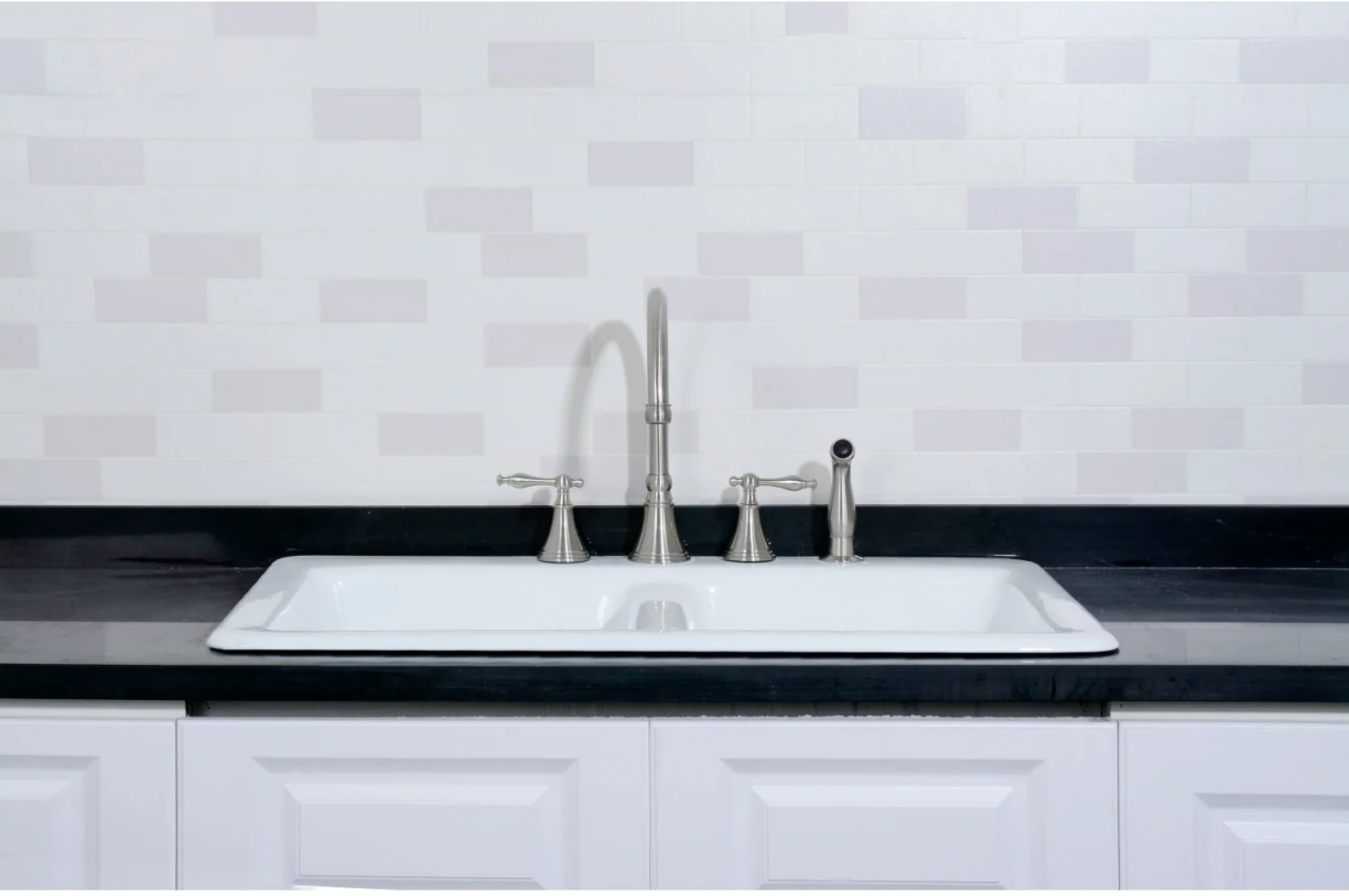 33 Inch White Cast Iron Self-Rimming 4-Hole Double Bowl Drop-In Kitchen Sink - Perfect for Modern Farmhouse & Rustic Style Kitchens, Heavy-Duty Food Prep & Dishwashing