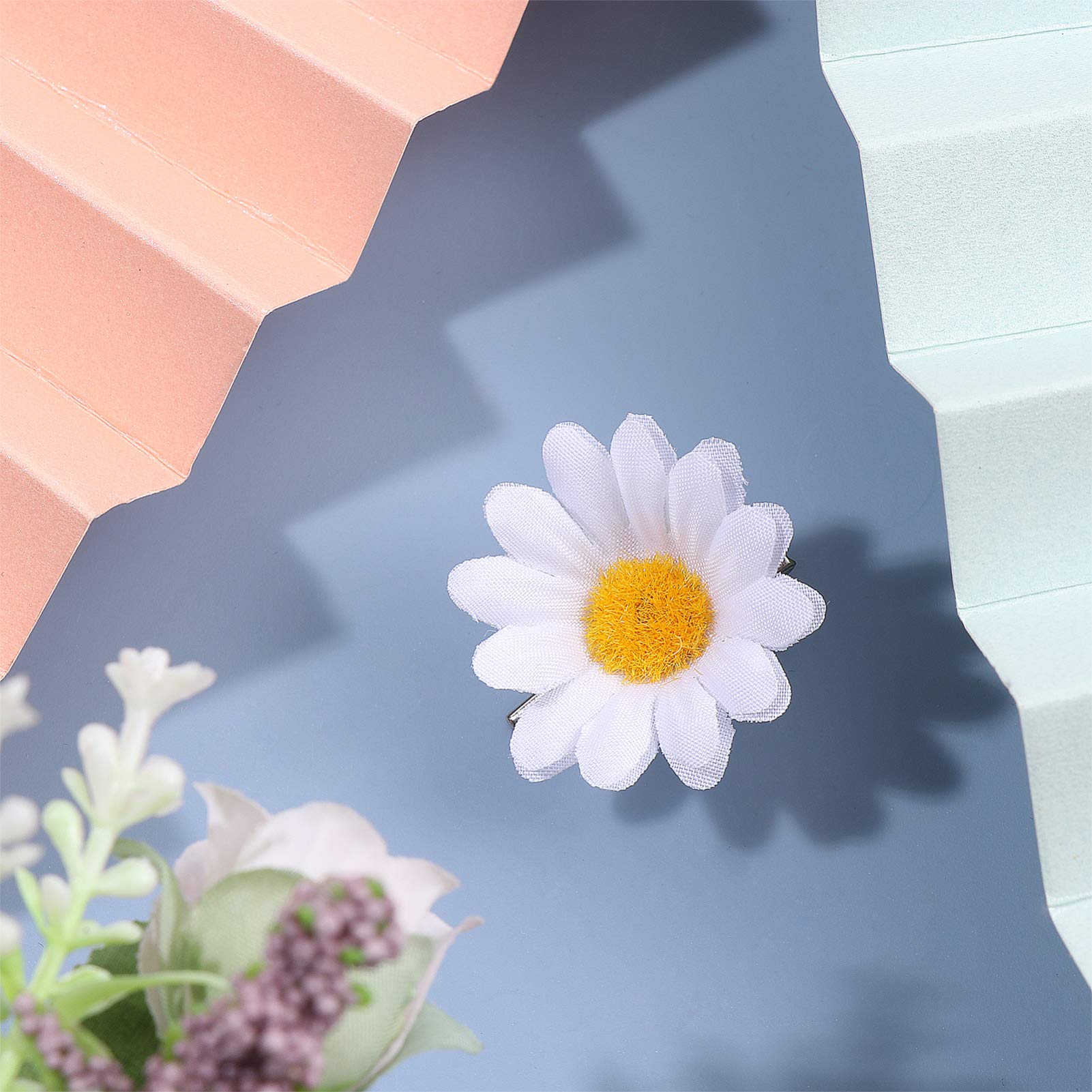 Lurrose Daisy Flower Hair Clips - 10Pcs Sweet Alligator Hair Clips for Women & Girls - Floral Hair Barrettes for Beach, Wedding, Party & Everyday Use