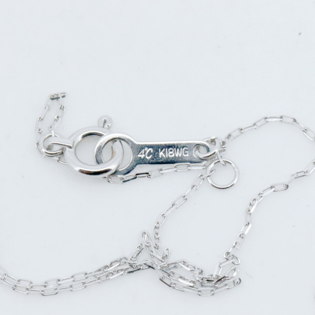 4℃ Diamond Necklace K18WG White Gold - Elegant Jewelry for Women, Perfect for Weddings, Anniversaries & Special Occasions