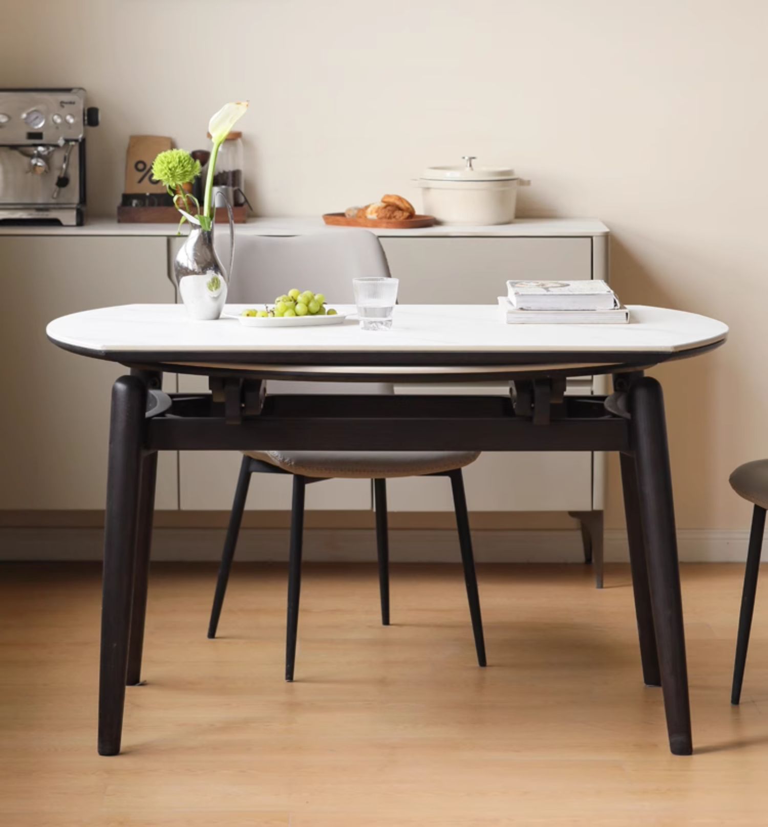 Oak Solid Wood Extendable Dining Table - Light Luxury Rock Design for Modern Home & Entertaining | Perfect for Small Spaces & Dinner Parties