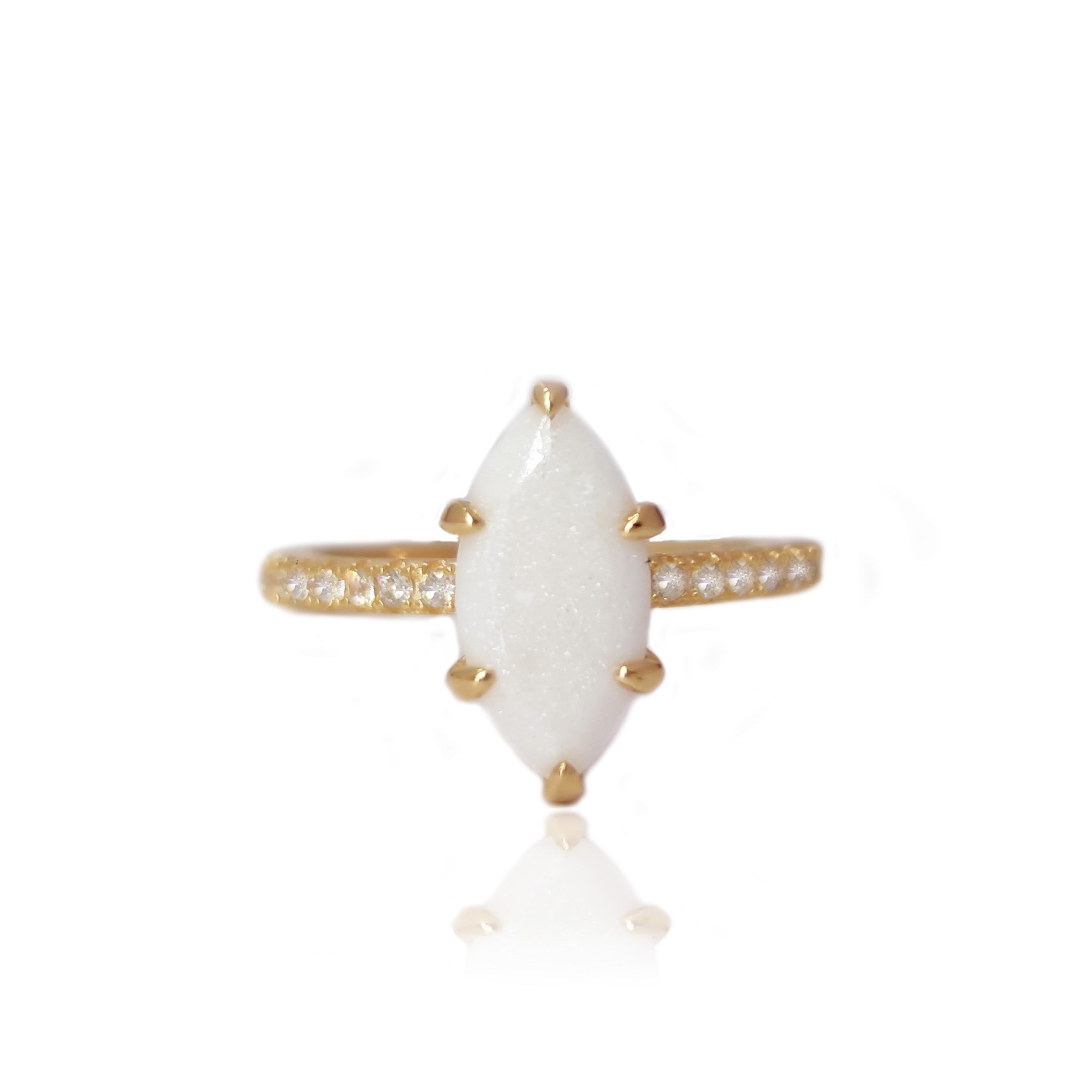Eternal Light Breastmilk Ring - Memorial Jewelry for Mothers, Keepsake for Breastfeeding Moms - Perfect for Remembrance, Gifts & Special Occasions