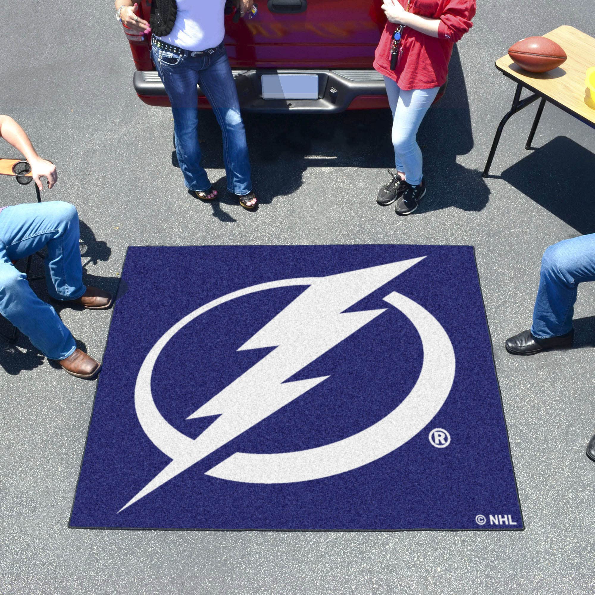 Tampa Bay Lightning Team Logo Tailgating Mat 60