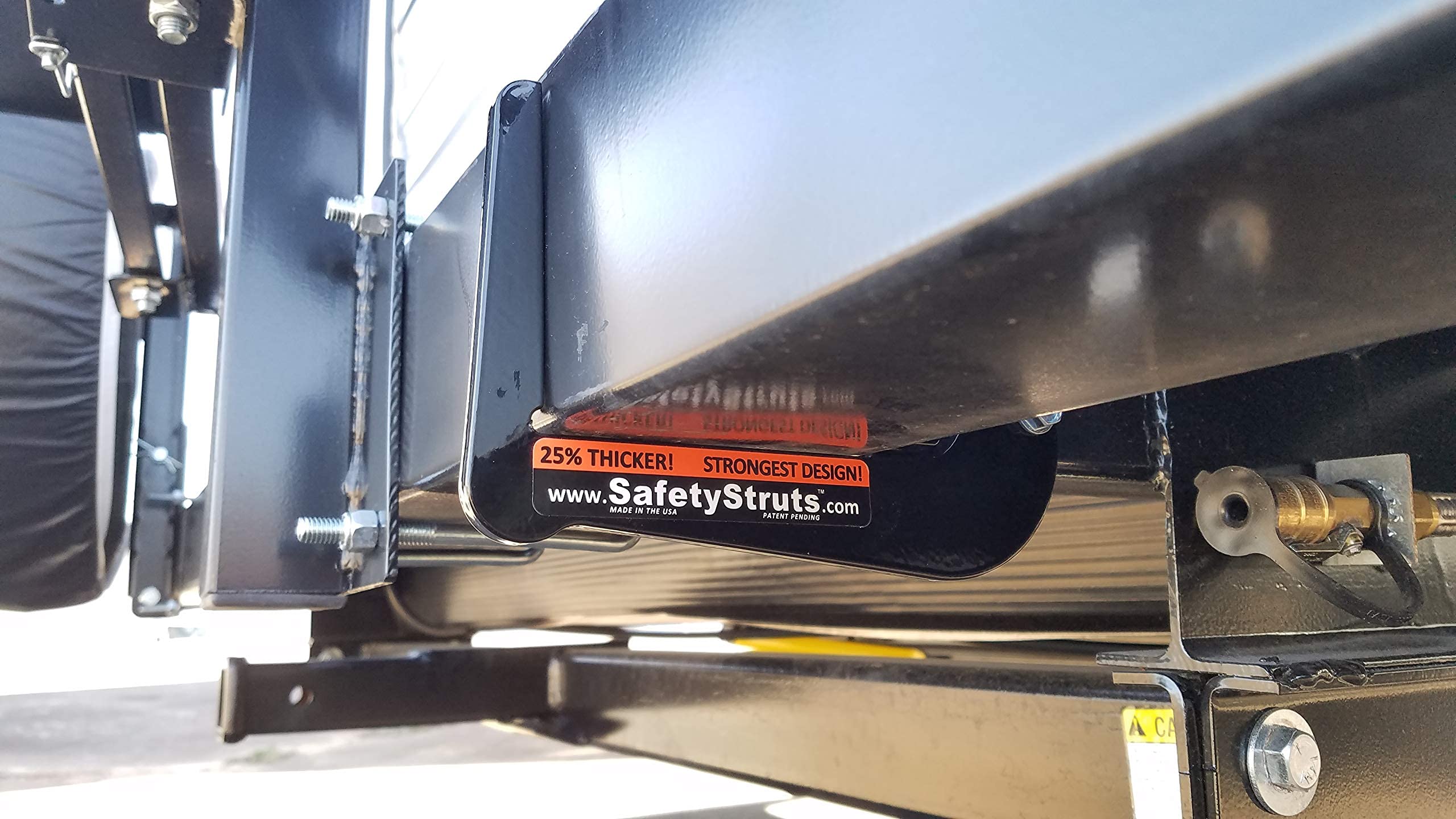 Heavy Duty RV Bumper Brackets - SafetyStruts 1SMWHD MW Series | Durable Support for Travel Trailers & Campers | Perfect for Off-Road Adventures & Long-Distance Towing