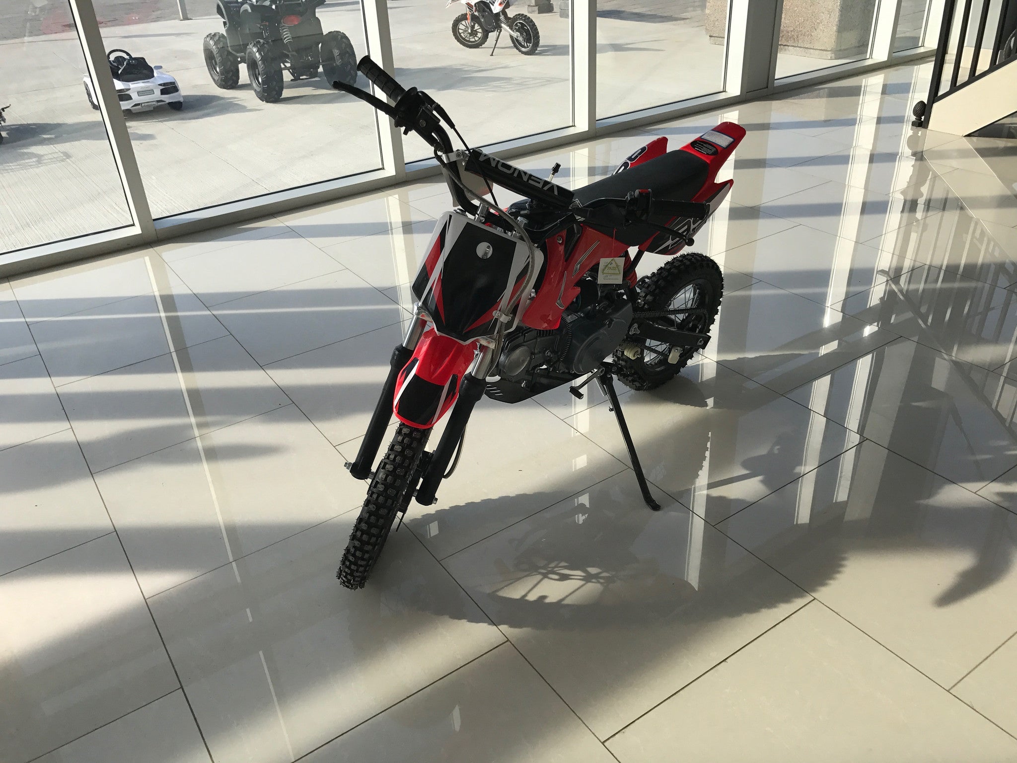 125cc Venom Dirt Bike 4 Stroke - Mamba Off-Road Motorcycle for Adults & Teens - Perfect for Trail Riding, Motocross & Backyard Adventures