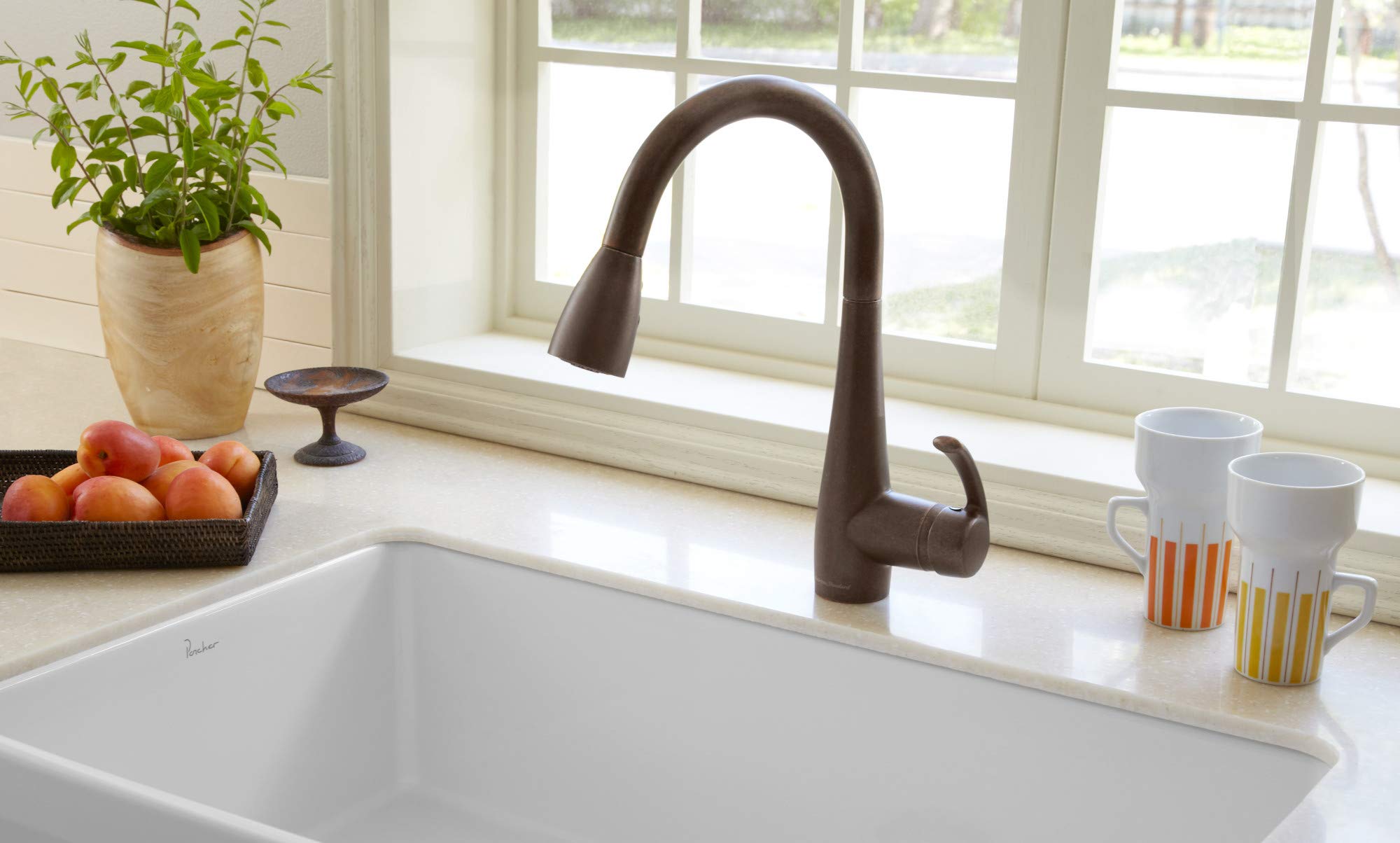 Quince Single Handle Deck Mounted Kitchen Faucet in Chrome Finish - Modern Pull-Down Sprayer for Easy Cooking & Dishwashing