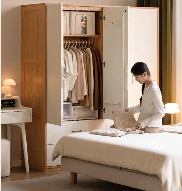 Oak Solid Wood Log Cream Style Wardrobe - Rustic Bedroom & Living Room Storage Furniture for Home Organization