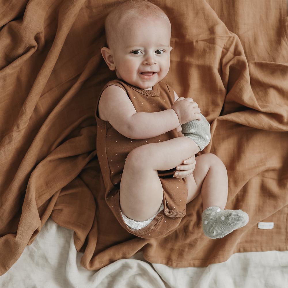 Organic Cotton Baby Bodysuit - Soft & Breathable Tiny Dot Onesie for Newborns & Infants - Perfect for Everyday Wear, Playtime & Photo Shoots