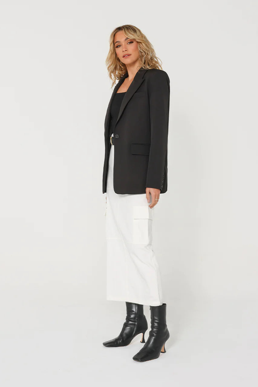 Audrey Women's Classic Blazer - Elegant Tailored Jacket for Office, Business & Formal Events | Perfect for Workwear, Interviews & Special Occasions