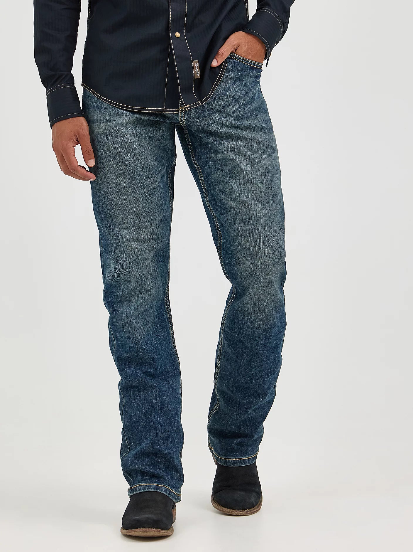 Wrangler Retro® Slim Fit Bootcut Jeans for Men - Classic Denim Pants for Casual Wear, Work & Western Style Outfits