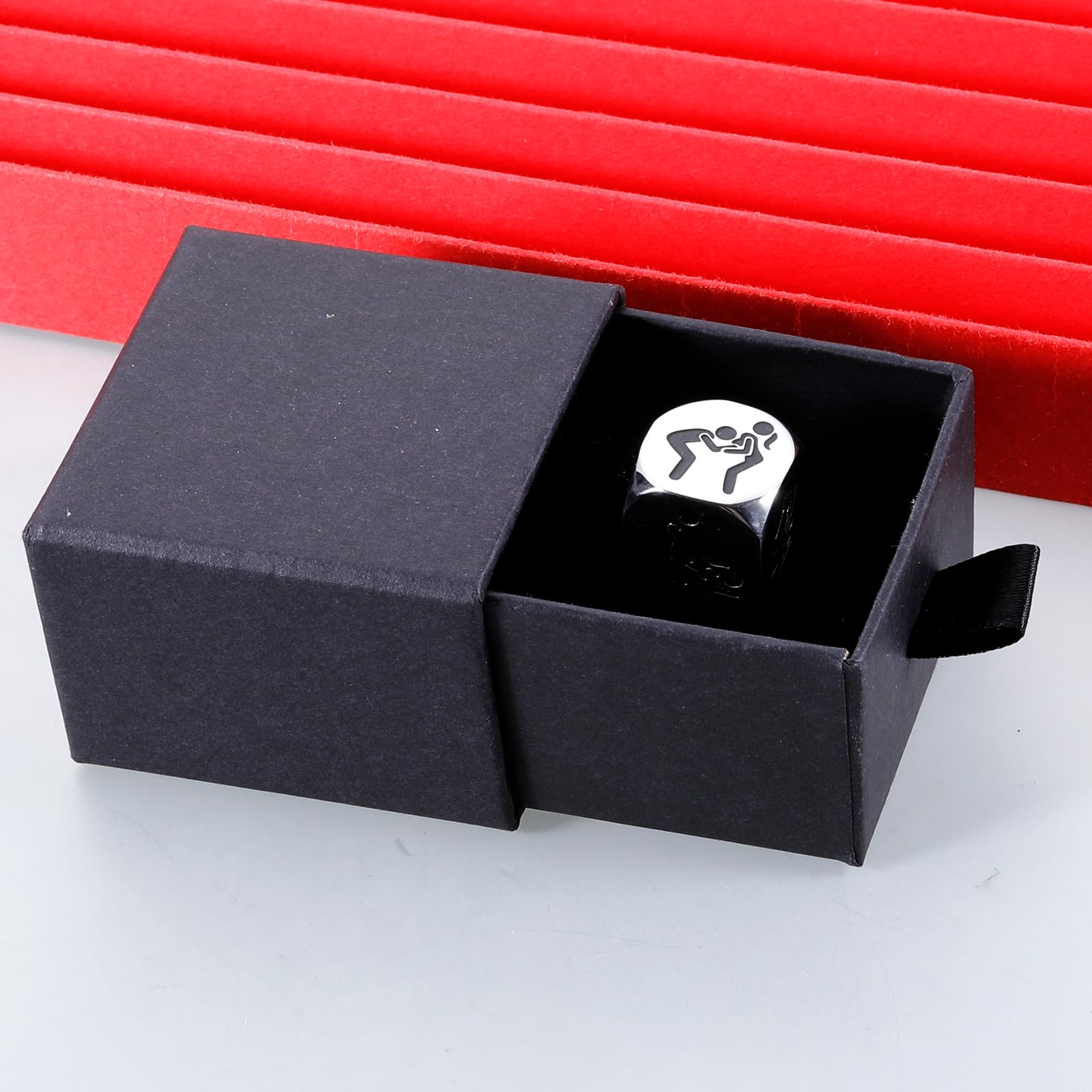 VANLOVEMAC Valentine's Day Couples Gift Set - Romantic Decision Dice for Date Night, Anniversary & Funny Gifts for Him Her - Perfect for Couples Game Night & Relationship Building