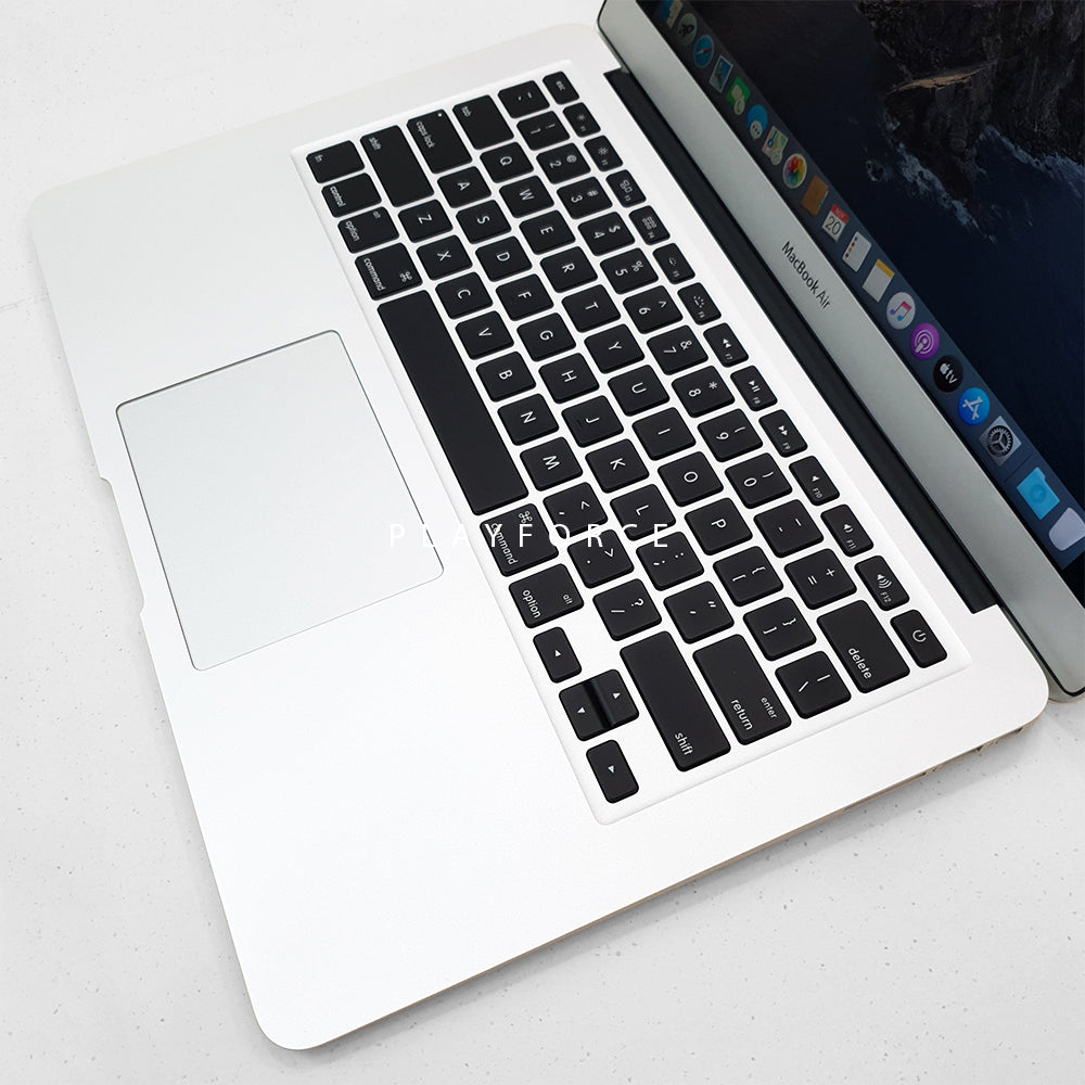 2014 Apple MacBook Air 13-inch Laptop - Intel Core i5, 4GB RAM, 128GB SSD Storage | Lightweight & Portable for Students, Business Travel & Everyday Computing